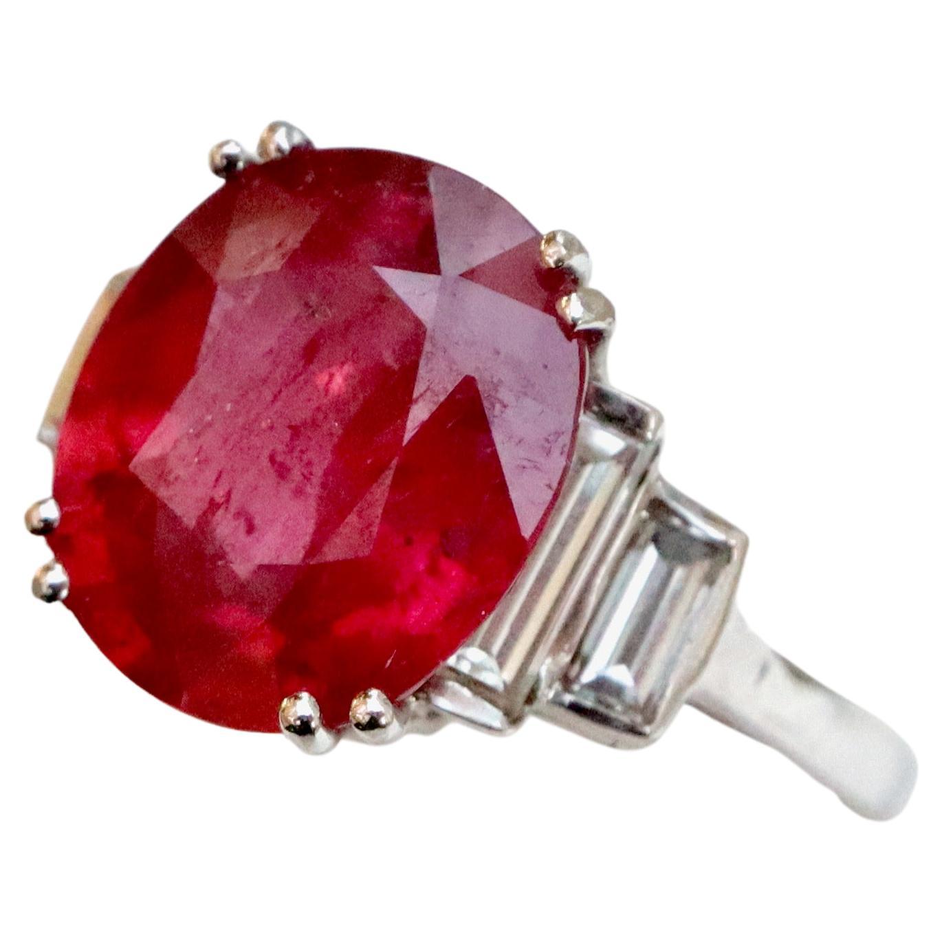 Ruby Ring Ruby 6.4 Carat in 18 Carat White Gold and Diamonds For Sale