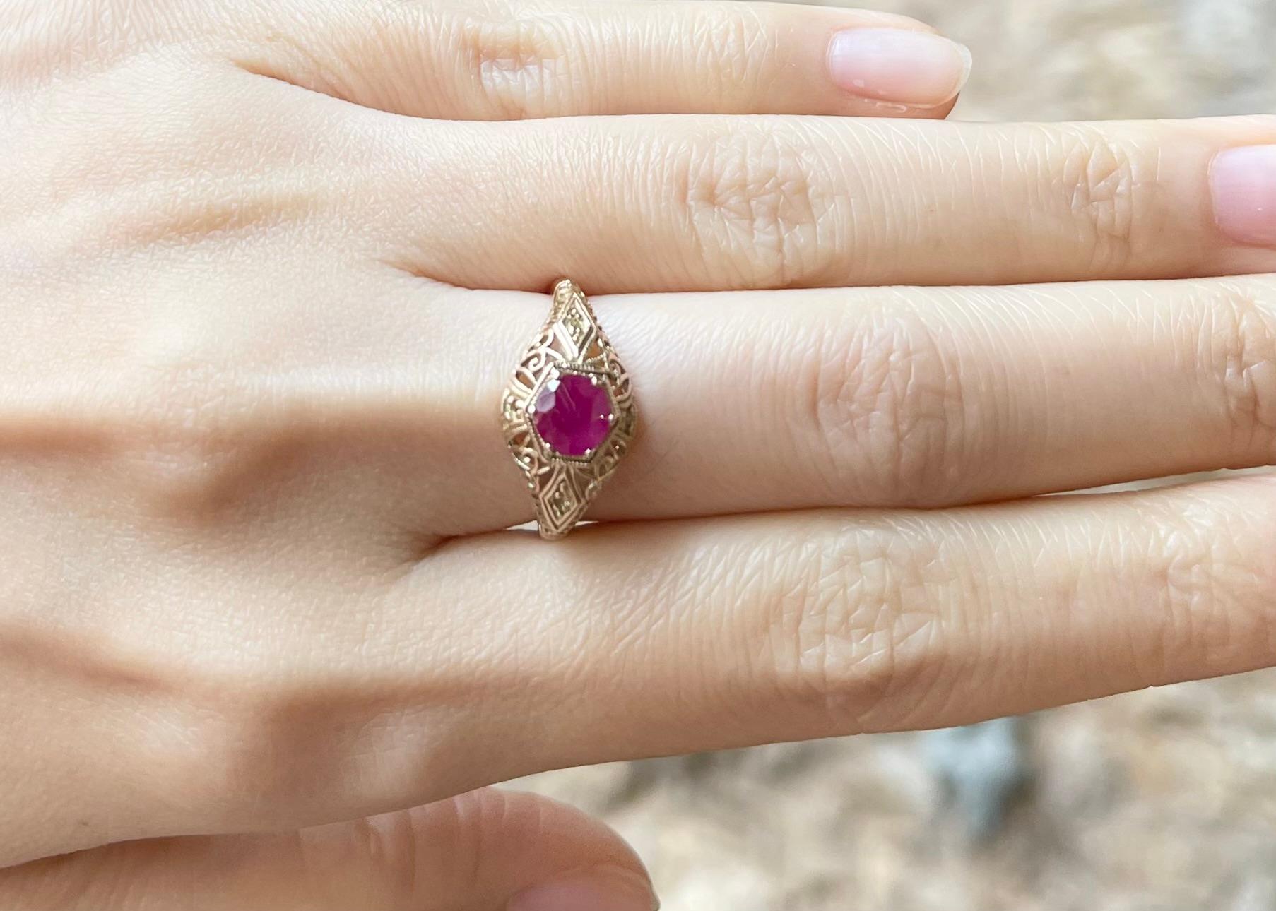 Rubin-Ring in 14K Goldfassungen gefasst (Art déco) im Angebot