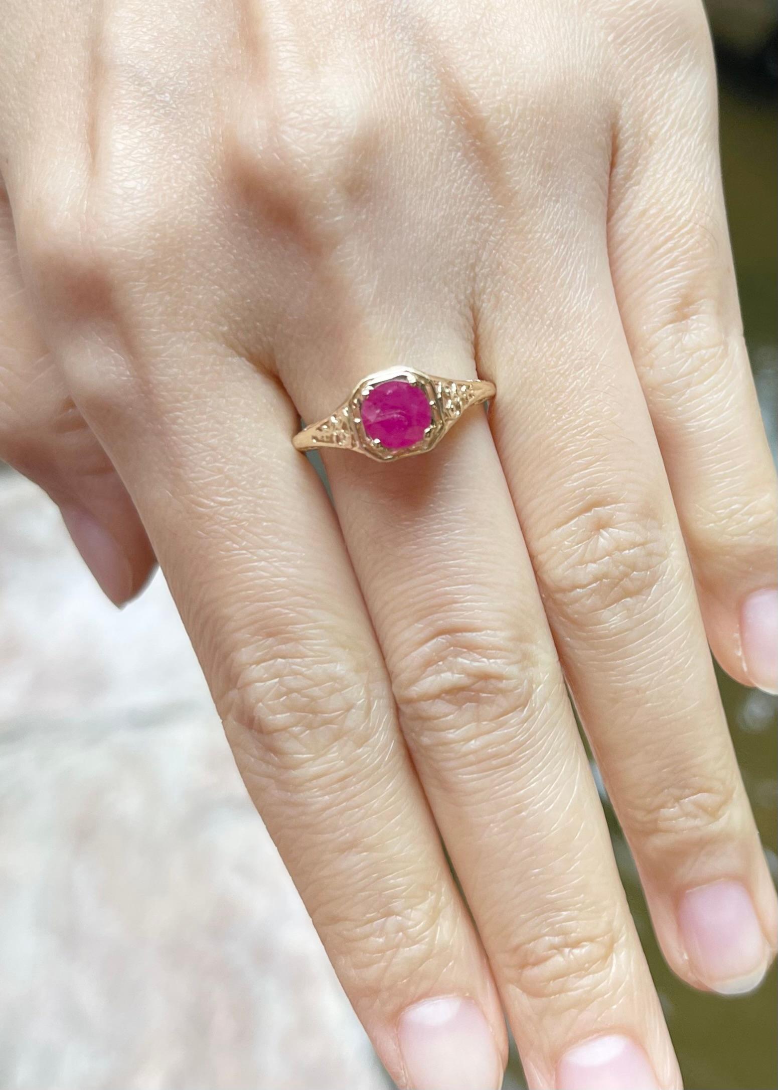 Anillo de rubí engastado en oro de 14 quilates Corte redondo en venta