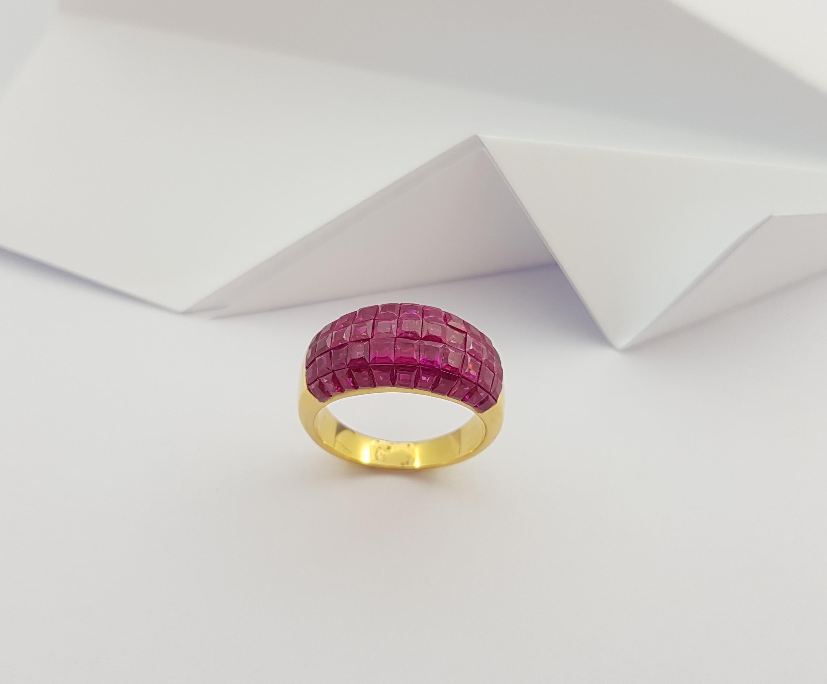 Ruby Ring Set in 18 Karat Gold Settings For Sale 1