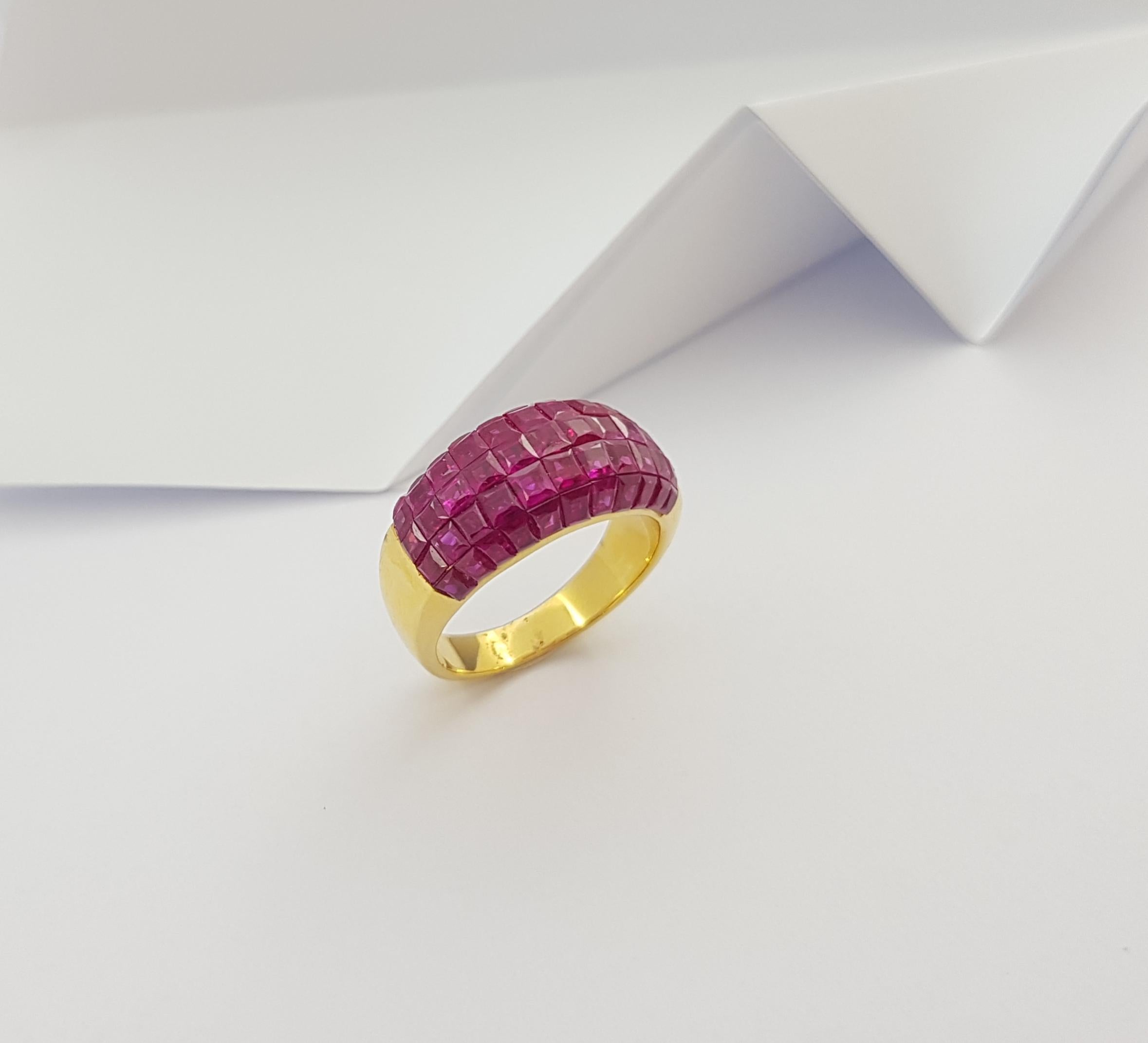 Ruby Ring Set in 18 Karat Gold Settings For Sale 2