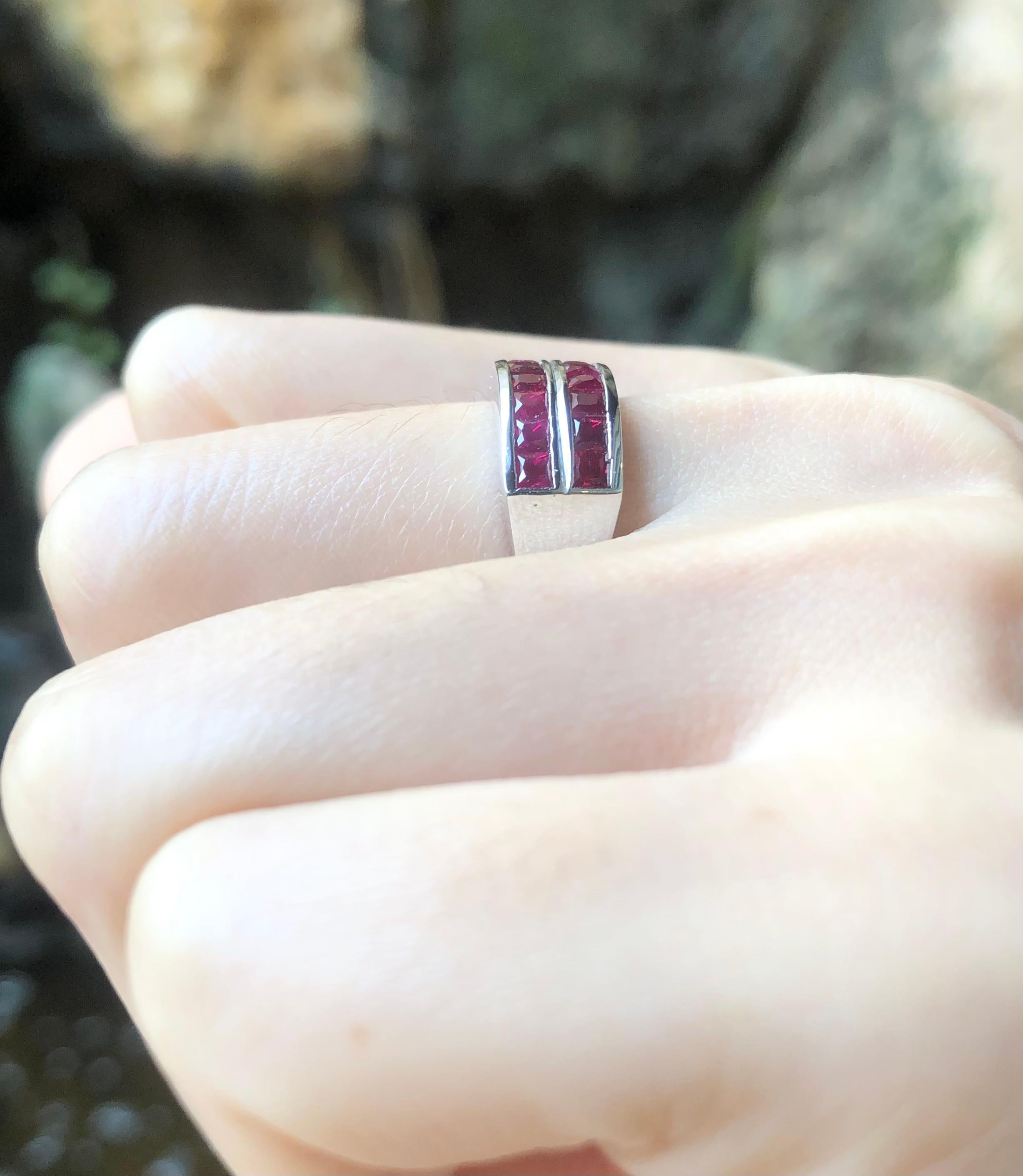 Contemporary Ruby Ring Set in 18 Karat White Gold Settings For Sale