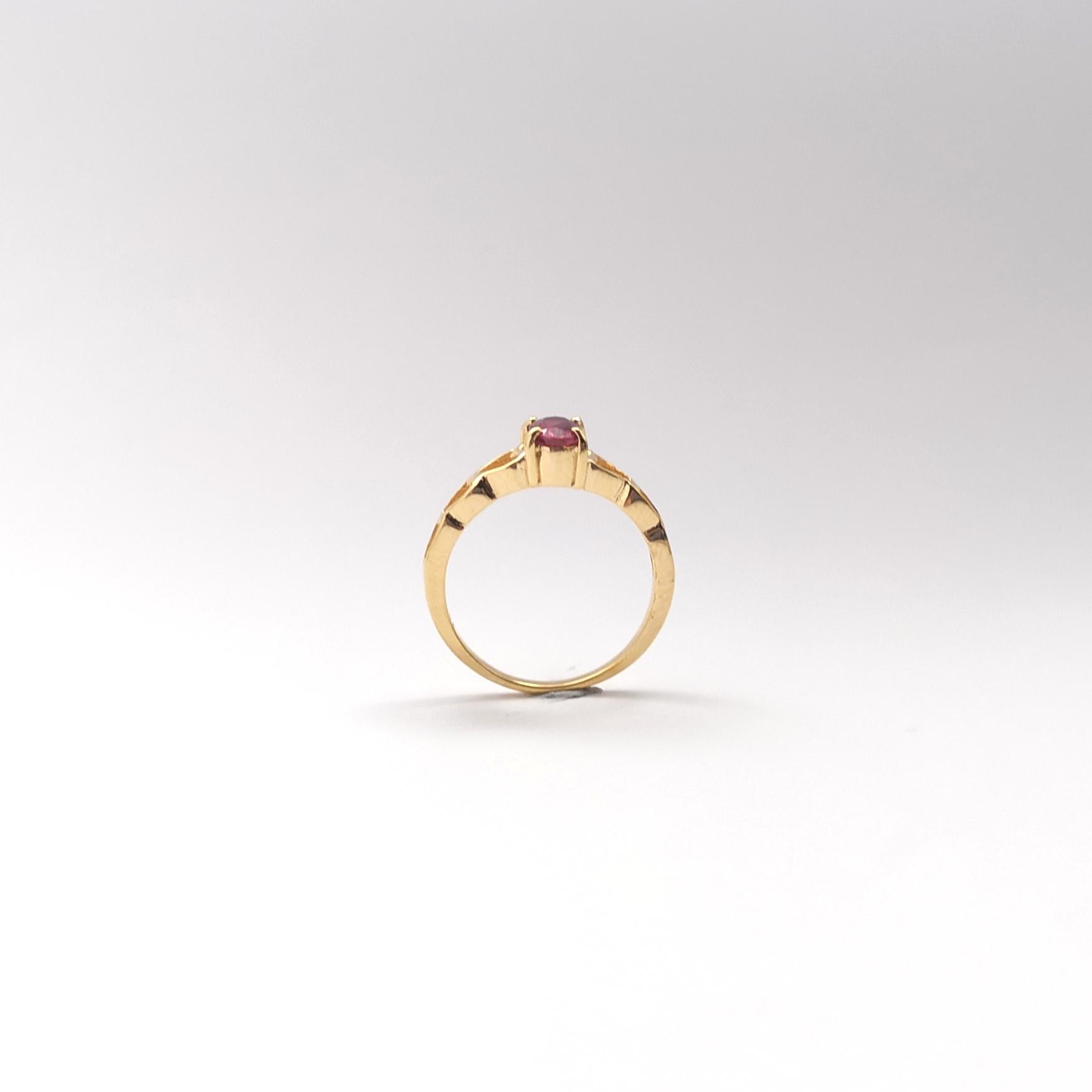 Rubin-Ring in 18 Karat Gold gefasst in Fassungen im Angebot 4