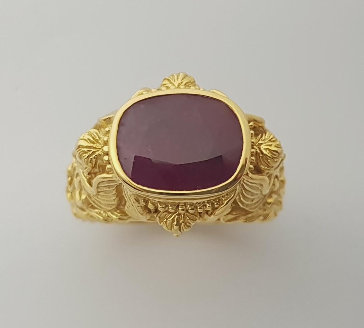 Anello con rubino incastonato in oro 18 carati in vendita 6