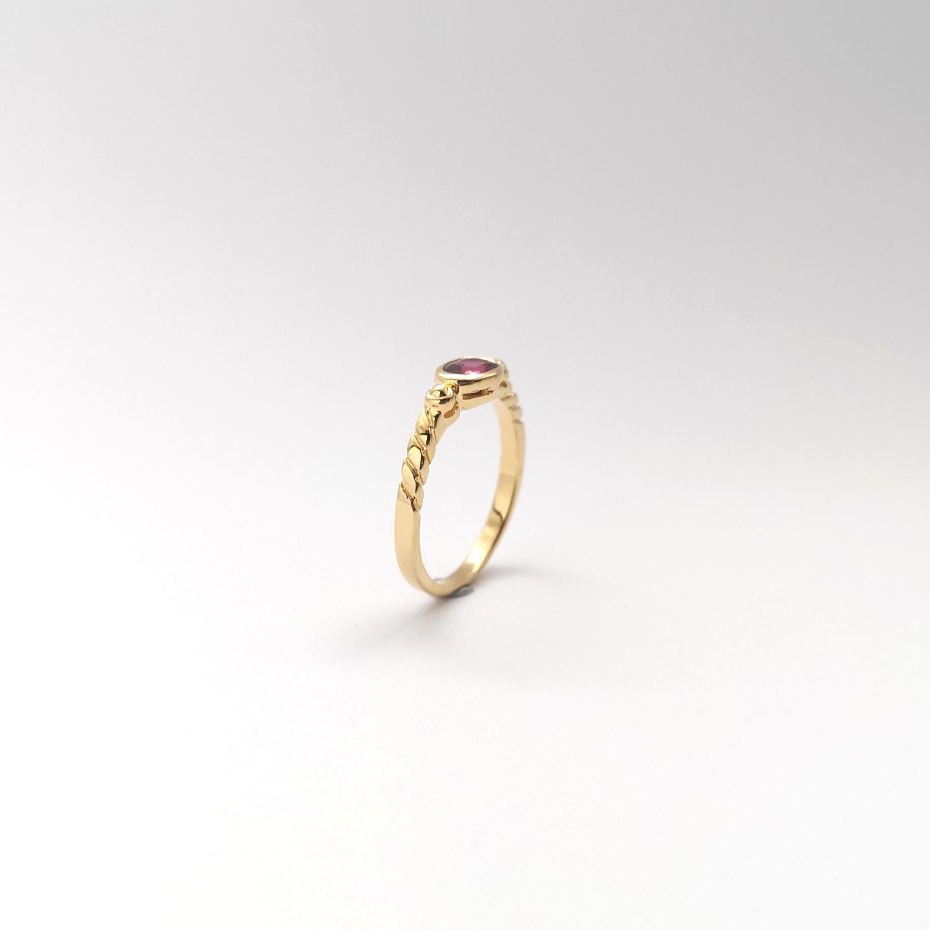 Rubin-Ring in 18 Karat Gold gefasst in Fassungen im Angebot 7