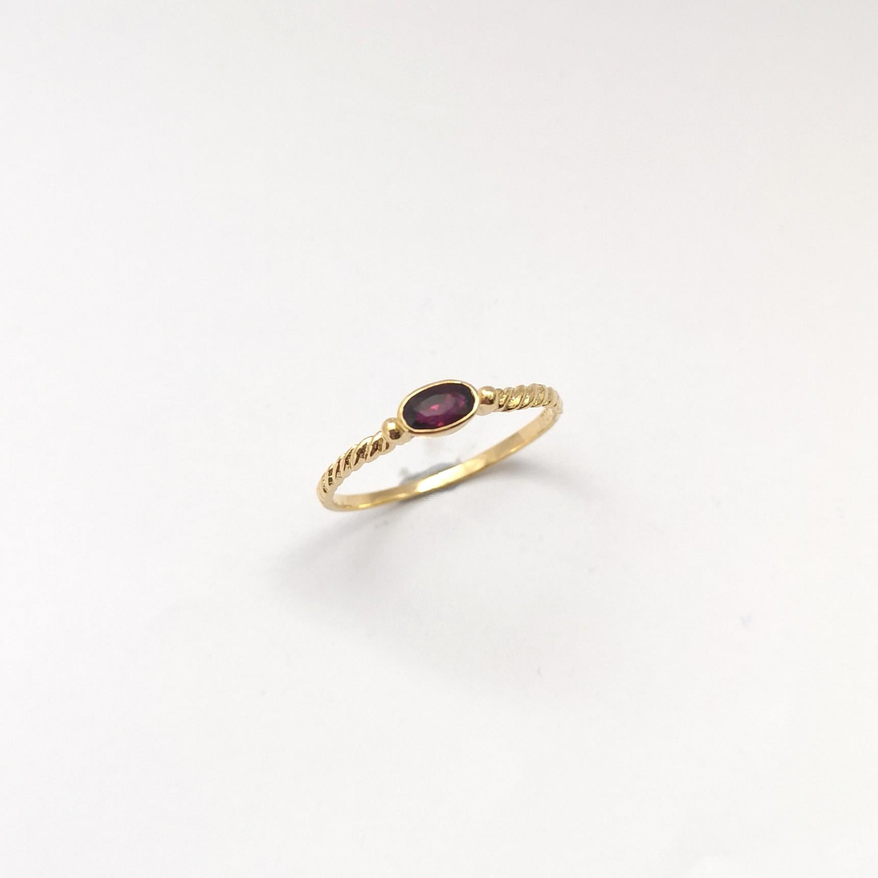 Rubin-Ring in 18 Karat Gold gefasst in Fassungen im Angebot 8
