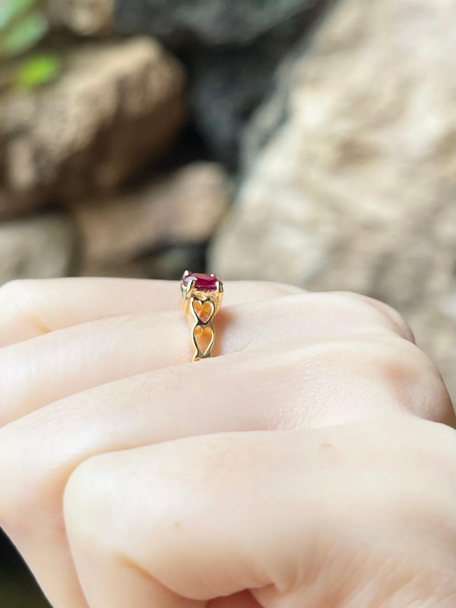 Rubin-Ring in 18 Karat Gold gefasst in Fassungen im Angebot 1