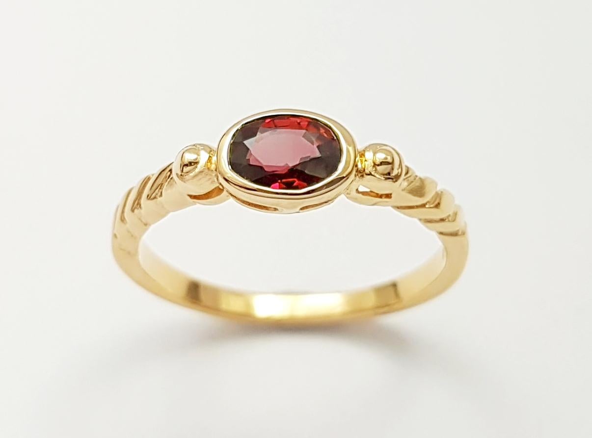 Rubin-Ring in 18 Karat Gold gefasst in Fassungen im Angebot 3