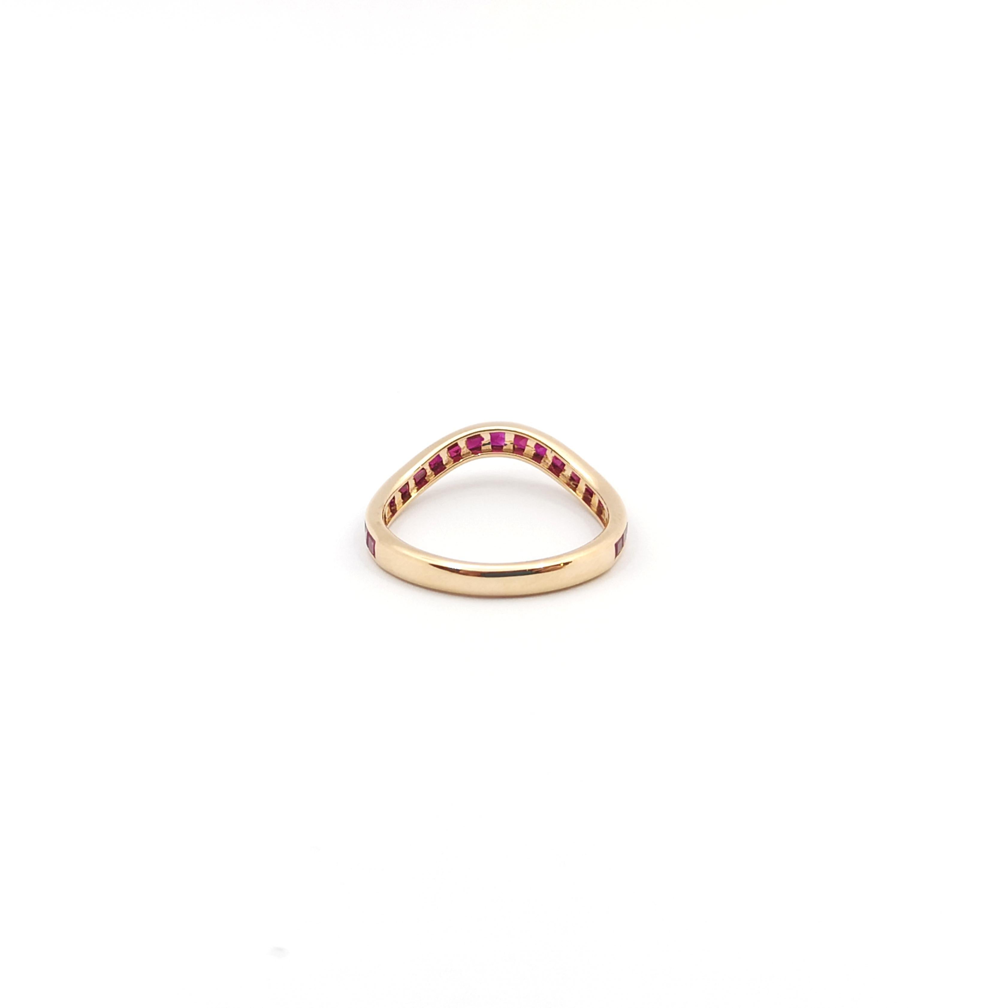 Ruby Ring set in 18K Rose Gold Settings For Sale 4