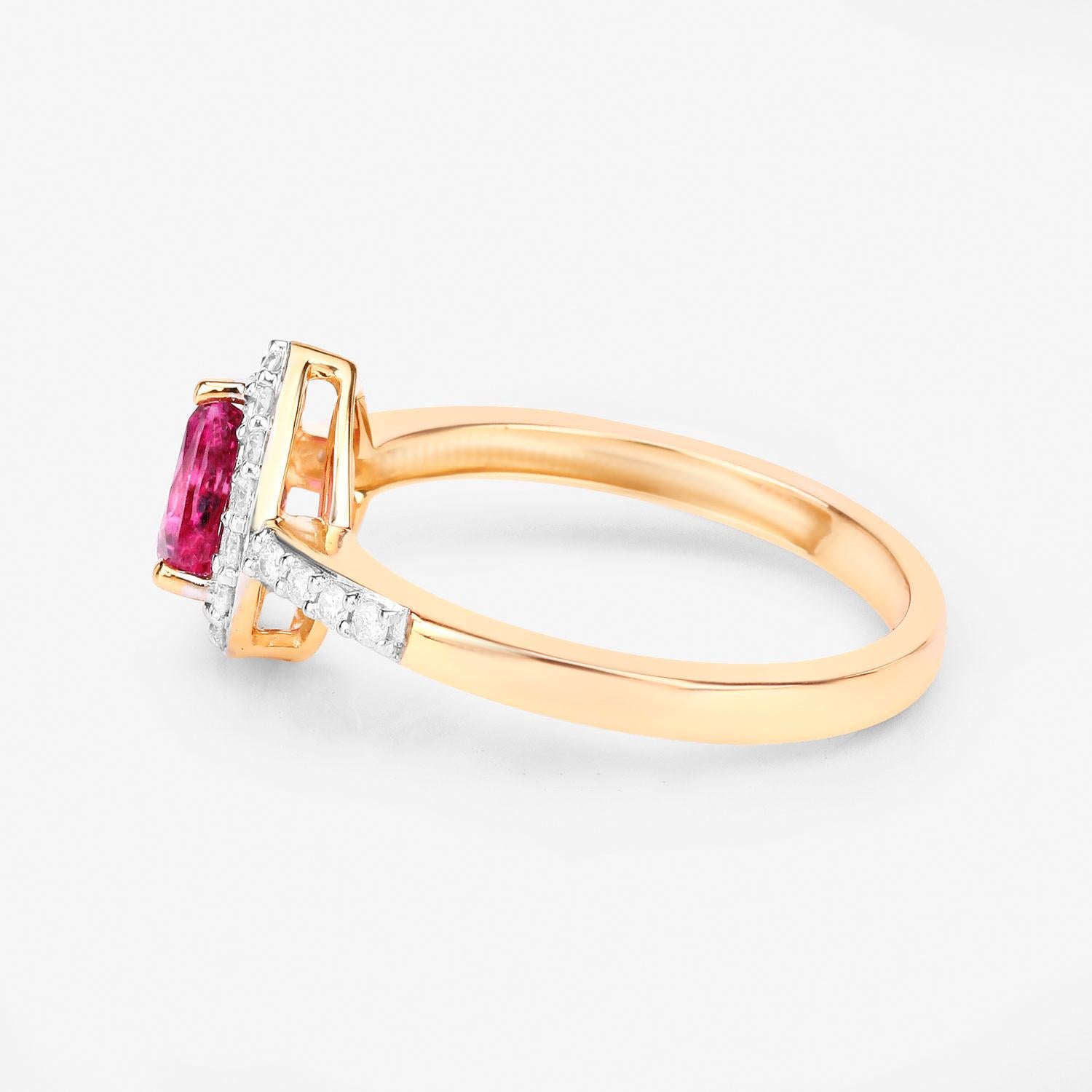 Ring mit Rubin 0,99 Karat 14K Gelbgold mit Diamanten im Zustand „Hervorragend“ im Angebot in Laguna Niguel, CA