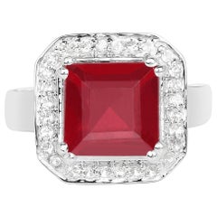 Anillo de rubí con topacio blanco de 6.32 quilates, plata de ley