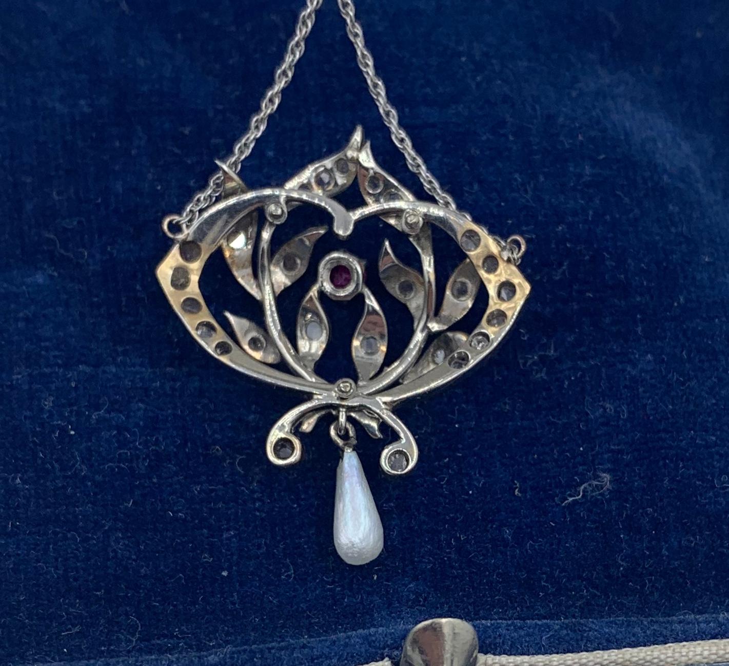 Collar de perlas con diamantes talla rosa rubí Colgante antiguo Art Decó Belle Epoque en venta 6