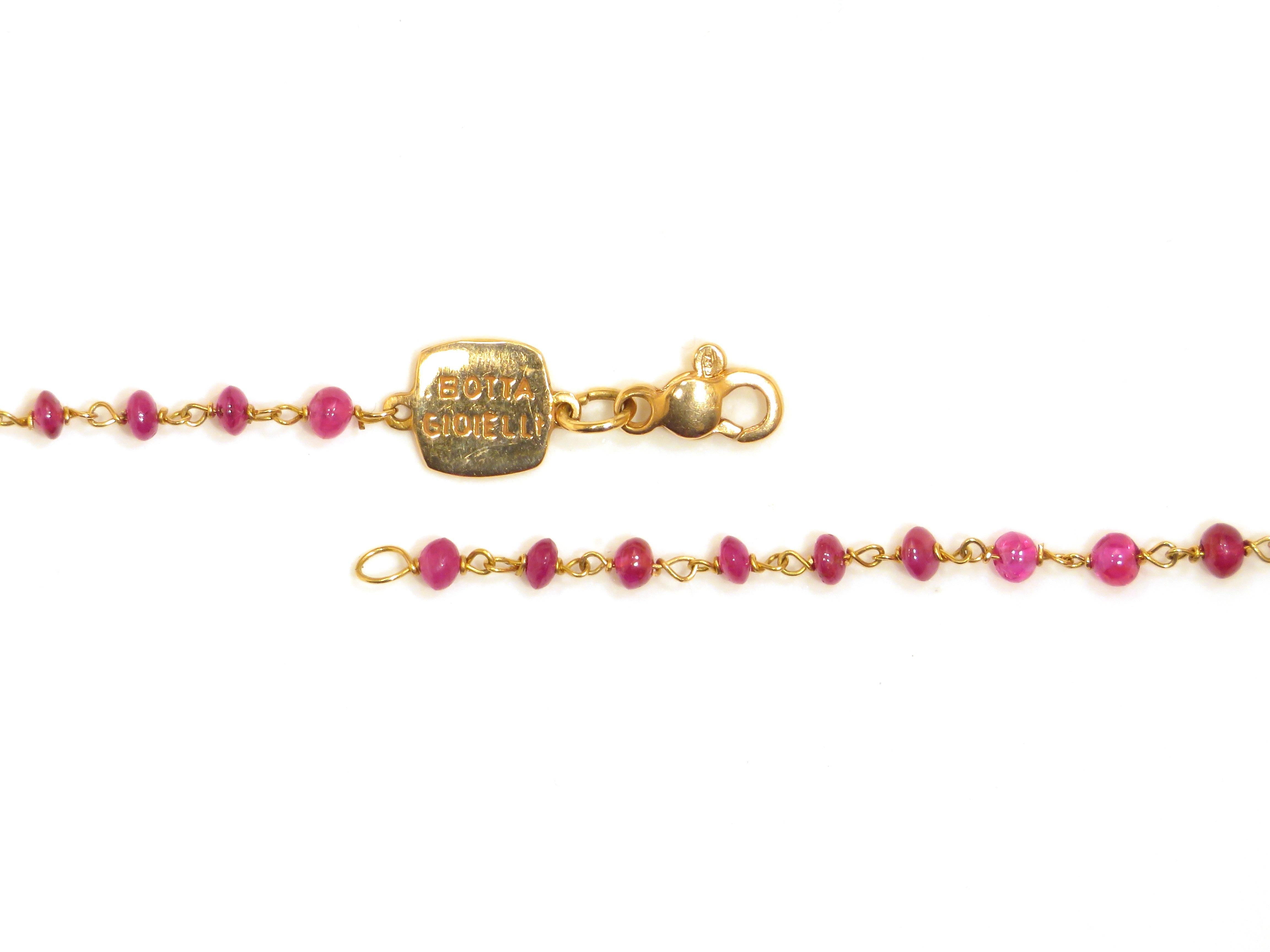 Unbelievable natural rubies nuggets necklace in 18 karat rose gold. Handcrafted in Italy by Botta Gioielli. Total length is 380 millimeters / 14.96 inches. The circumference of each nugget ruby is 3-4 mm / 0.118-0.157 inches. This item is marked