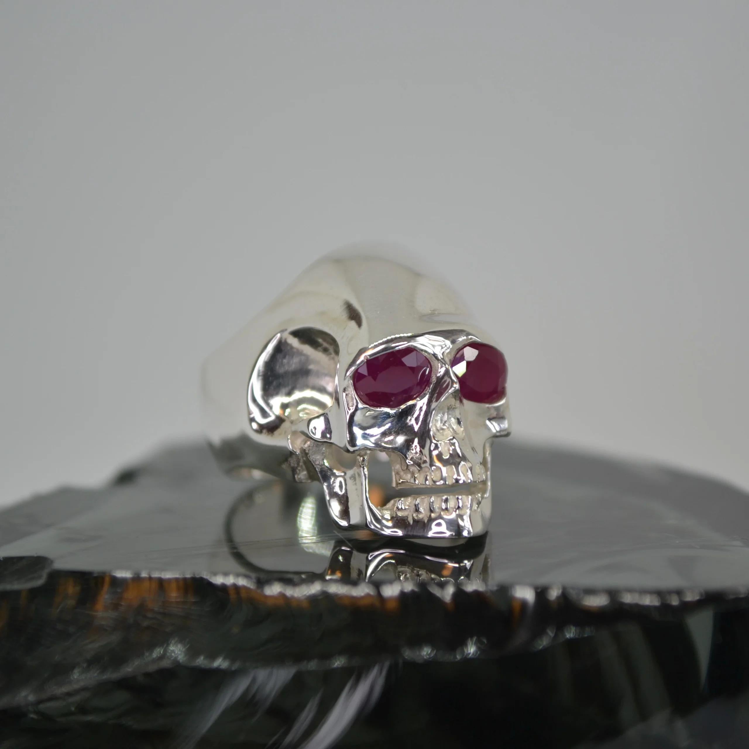 Ruby Silver Skull Ring In New Condition For Sale In 徳島市, JP