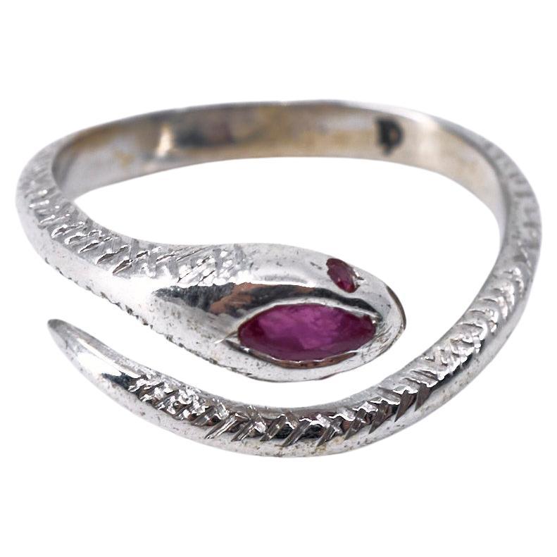 Where is Queen Victoria's ring?