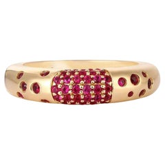 Anello con dichiarazione in oro giallo 14K con riflettori sul rubino