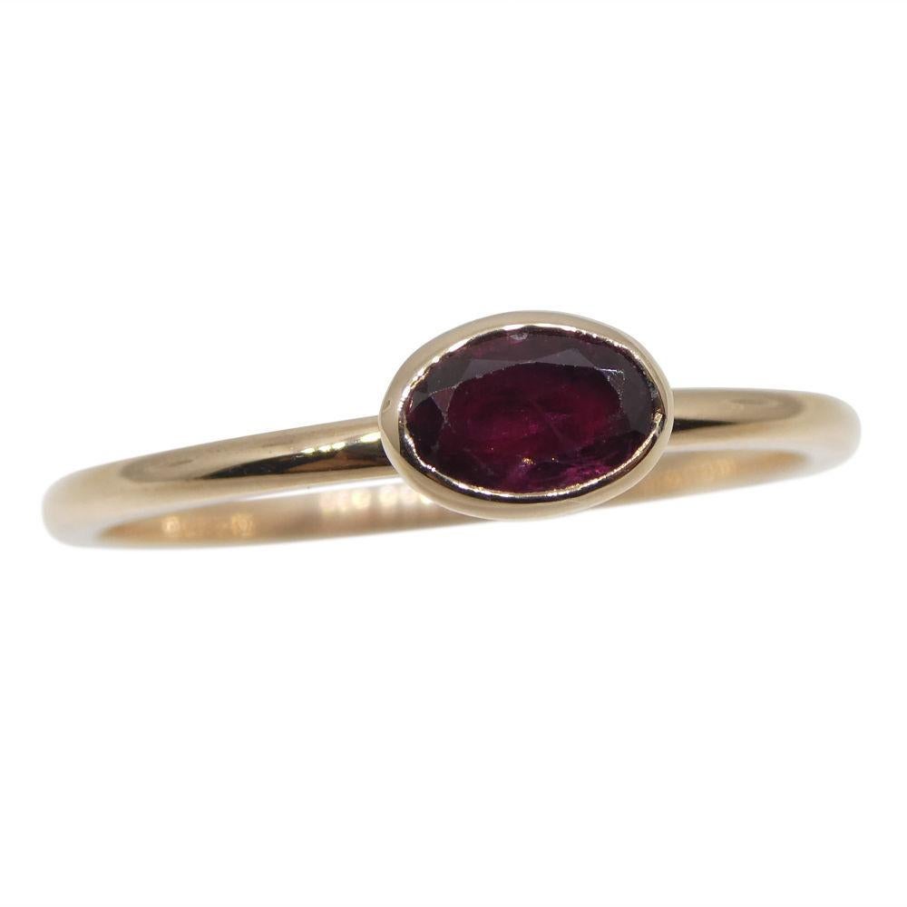 Anillo apilador de rubíes engastado en oro rosa/rosa de 10 quilates Contemporáneo en venta