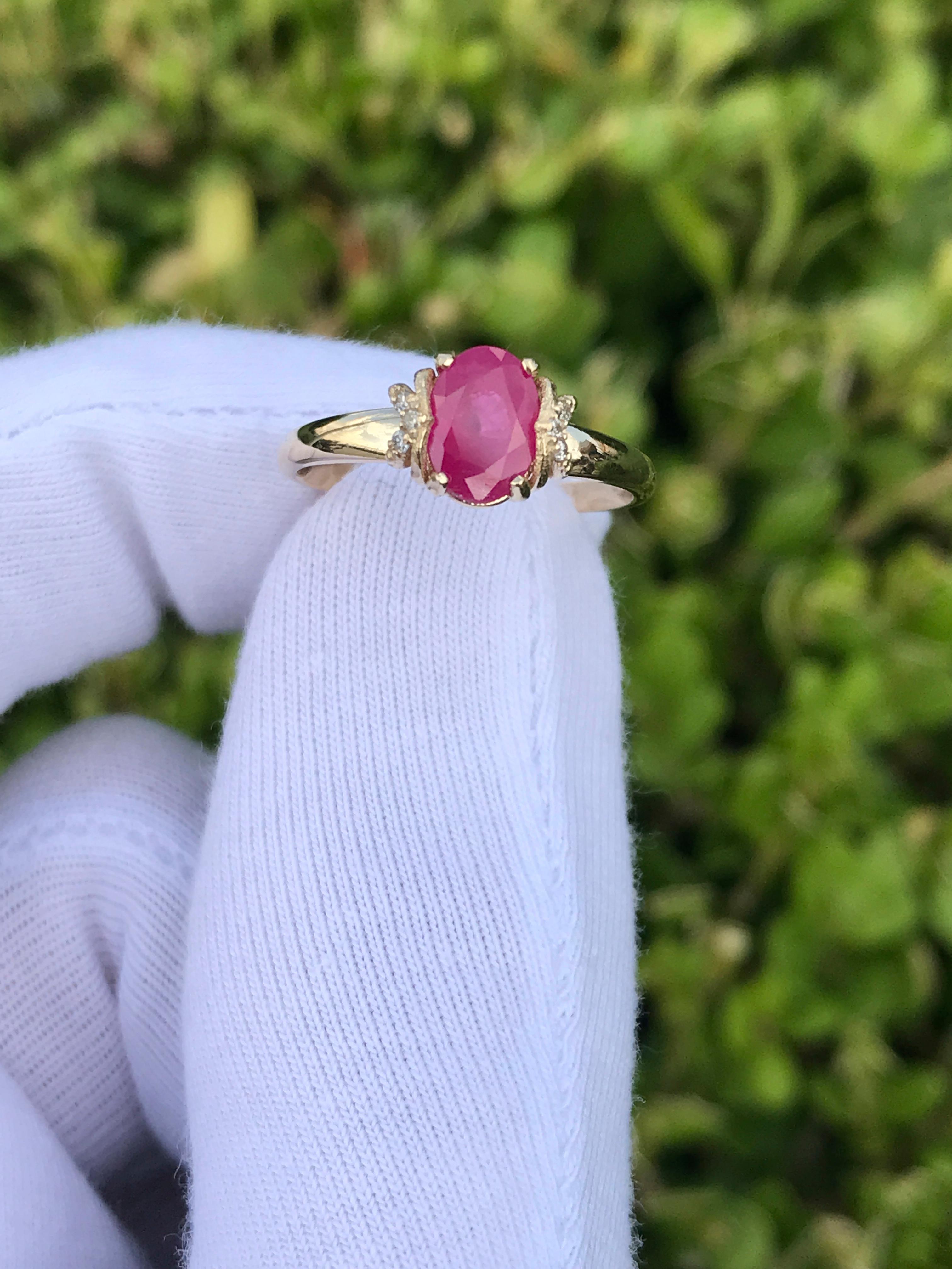 Ruby statement 14k gold ring.  For Sale 5