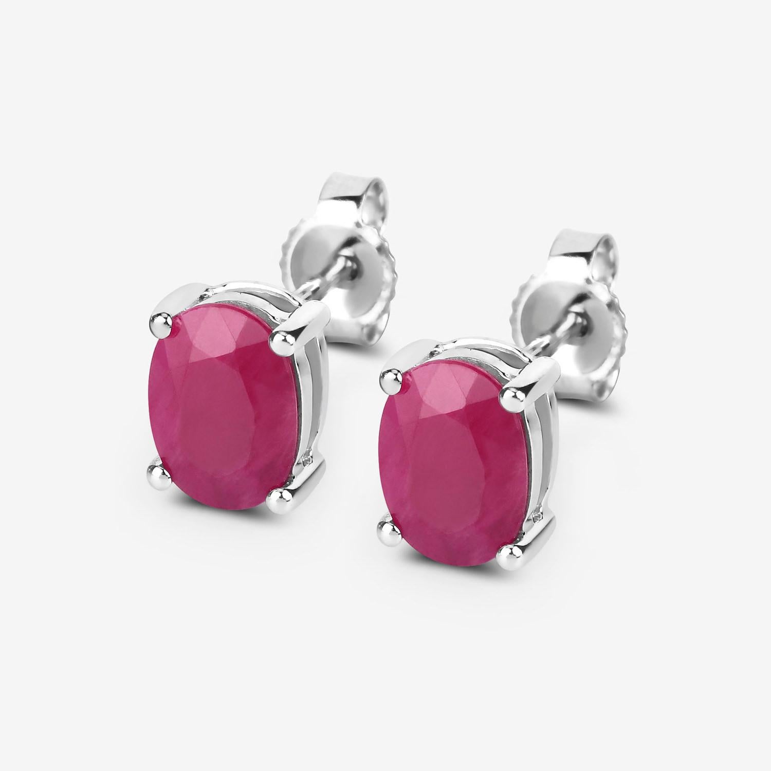 Contemporain Ruby Stud Earrings 1.68 Carats 10K White Gold en vente
