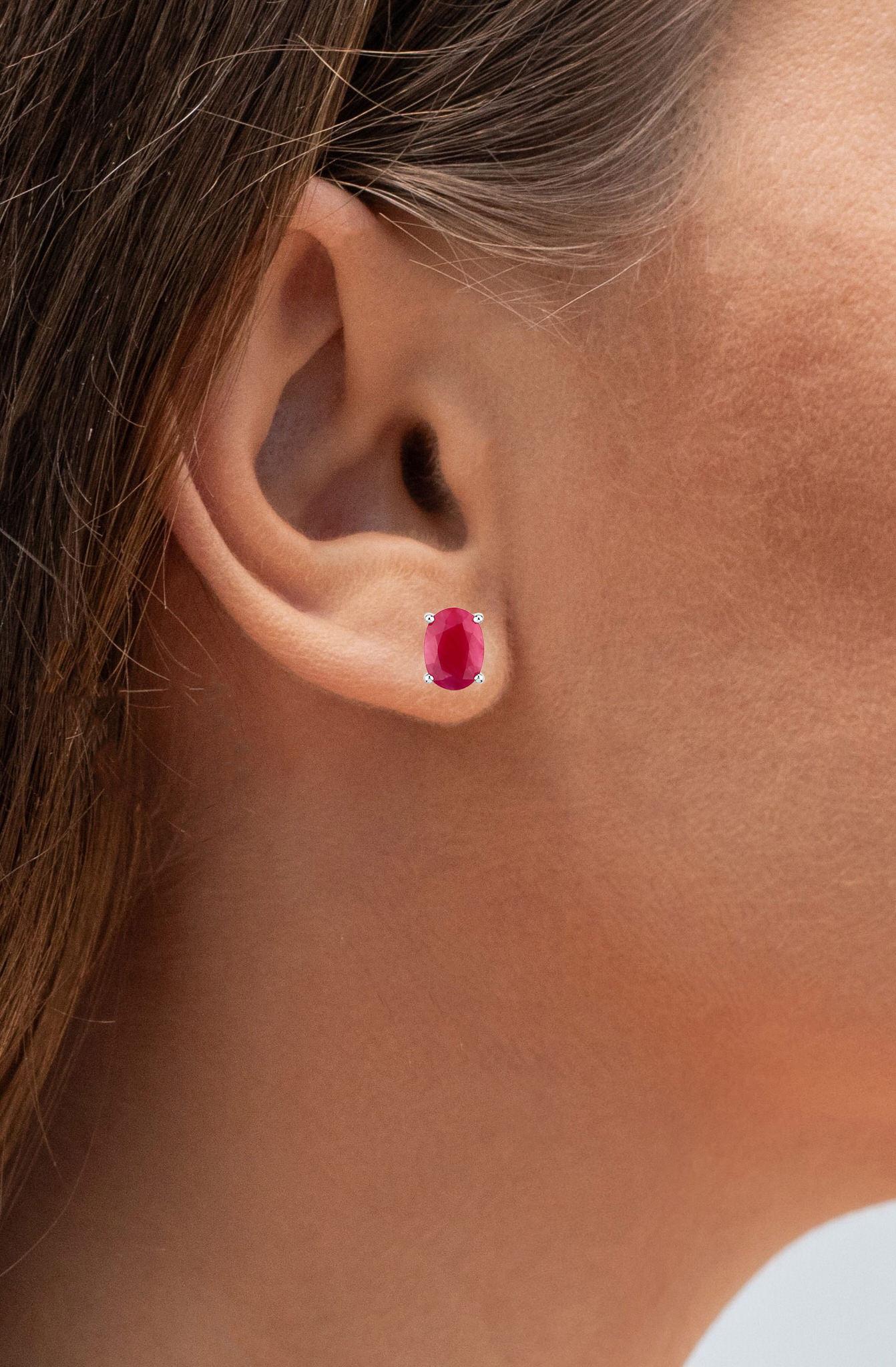 Ruby Stud Earrings 1.68 Carats 10K White Gold en vente 1