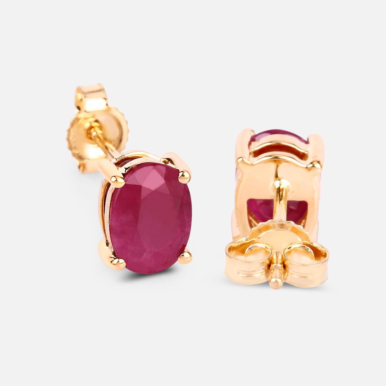 Ruby Stud Earrings 1.68 Carats 10K Yellow Gold Unisexe en vente