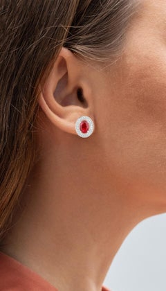 Pendientes Rubí Halo Diamantes 2.1 Quilates Oro Blanco 14K