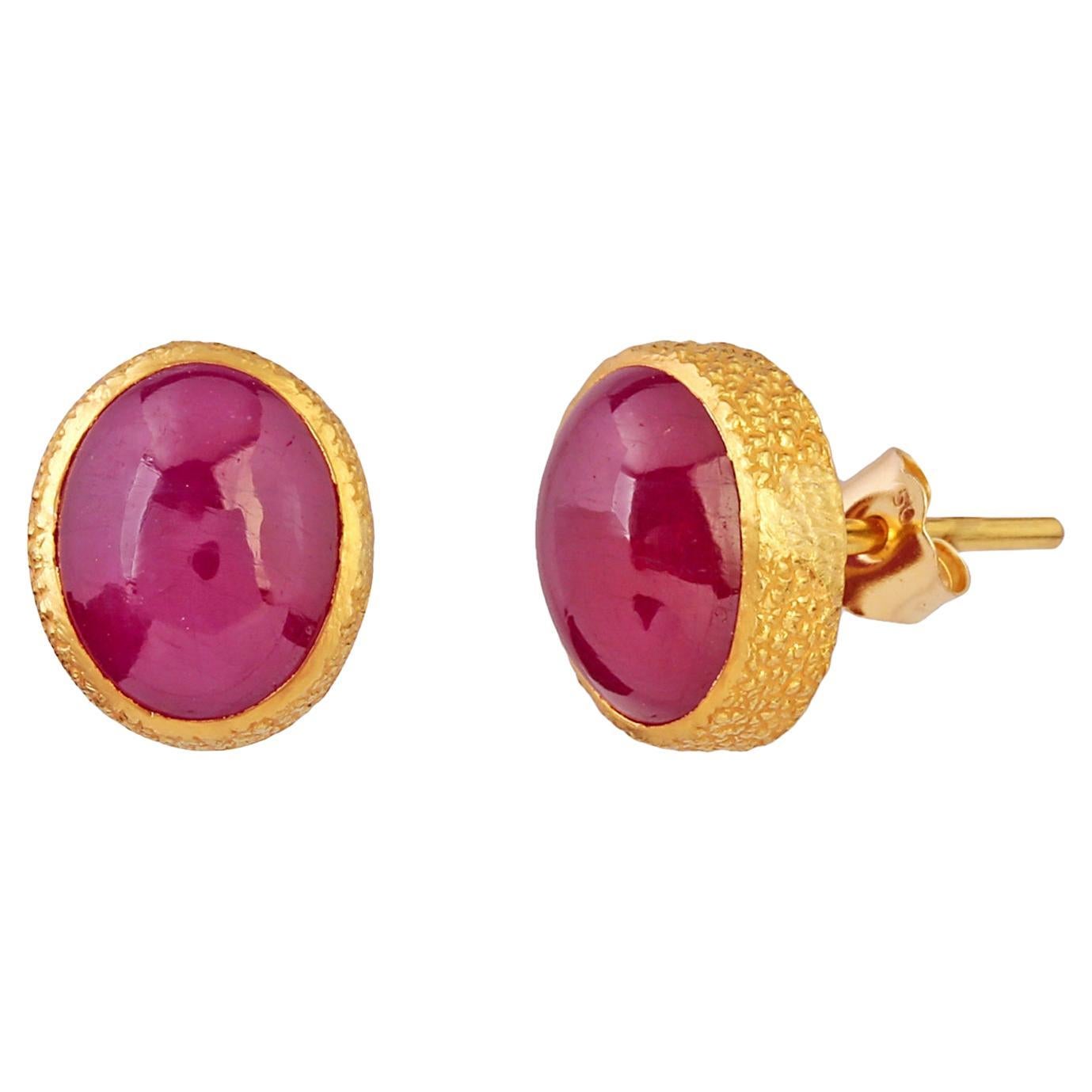 Ruby Stud Earrings with 18k Gold For Sale