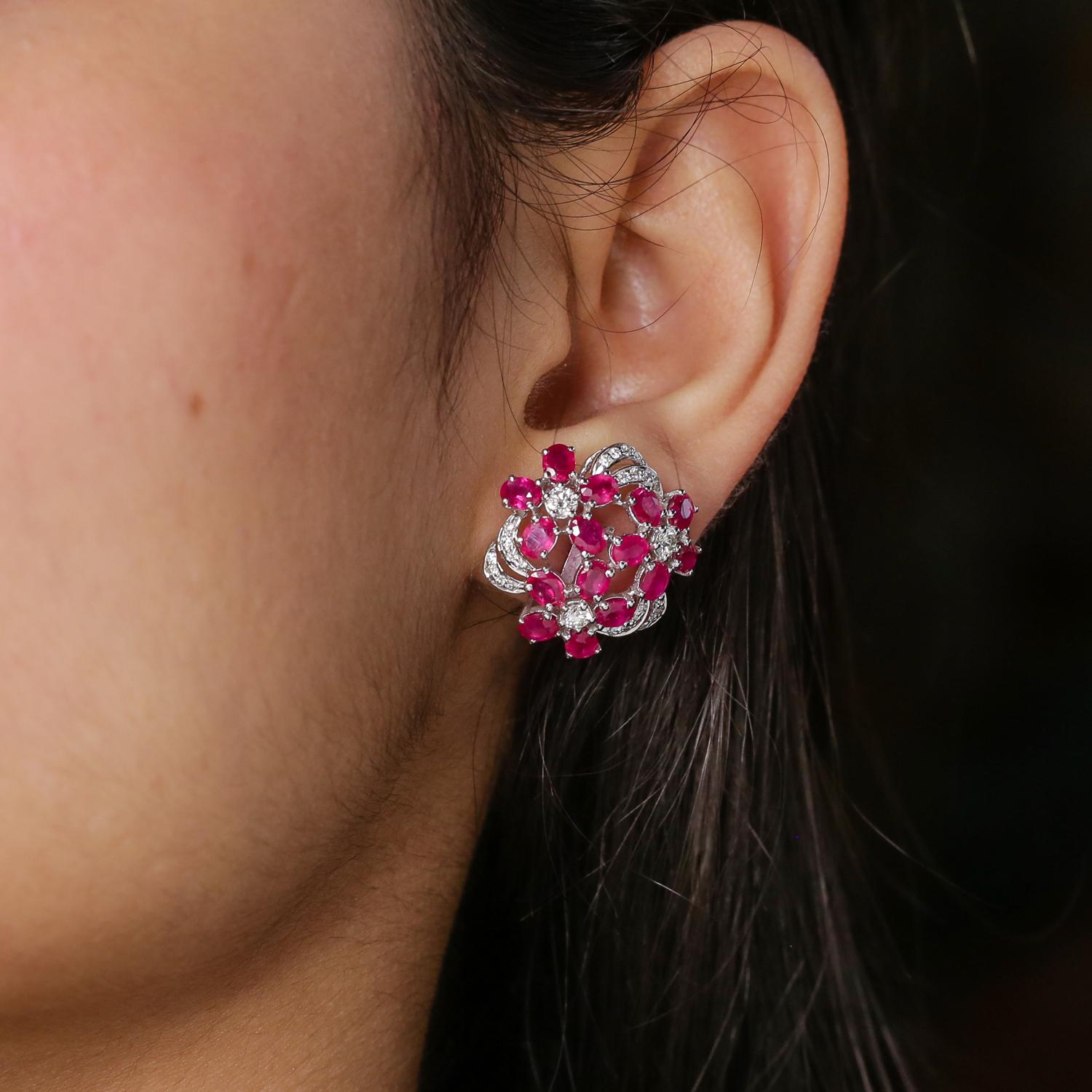 Art Deco Ruby Stud Earrings with Diamond in 18k Gold For Sale