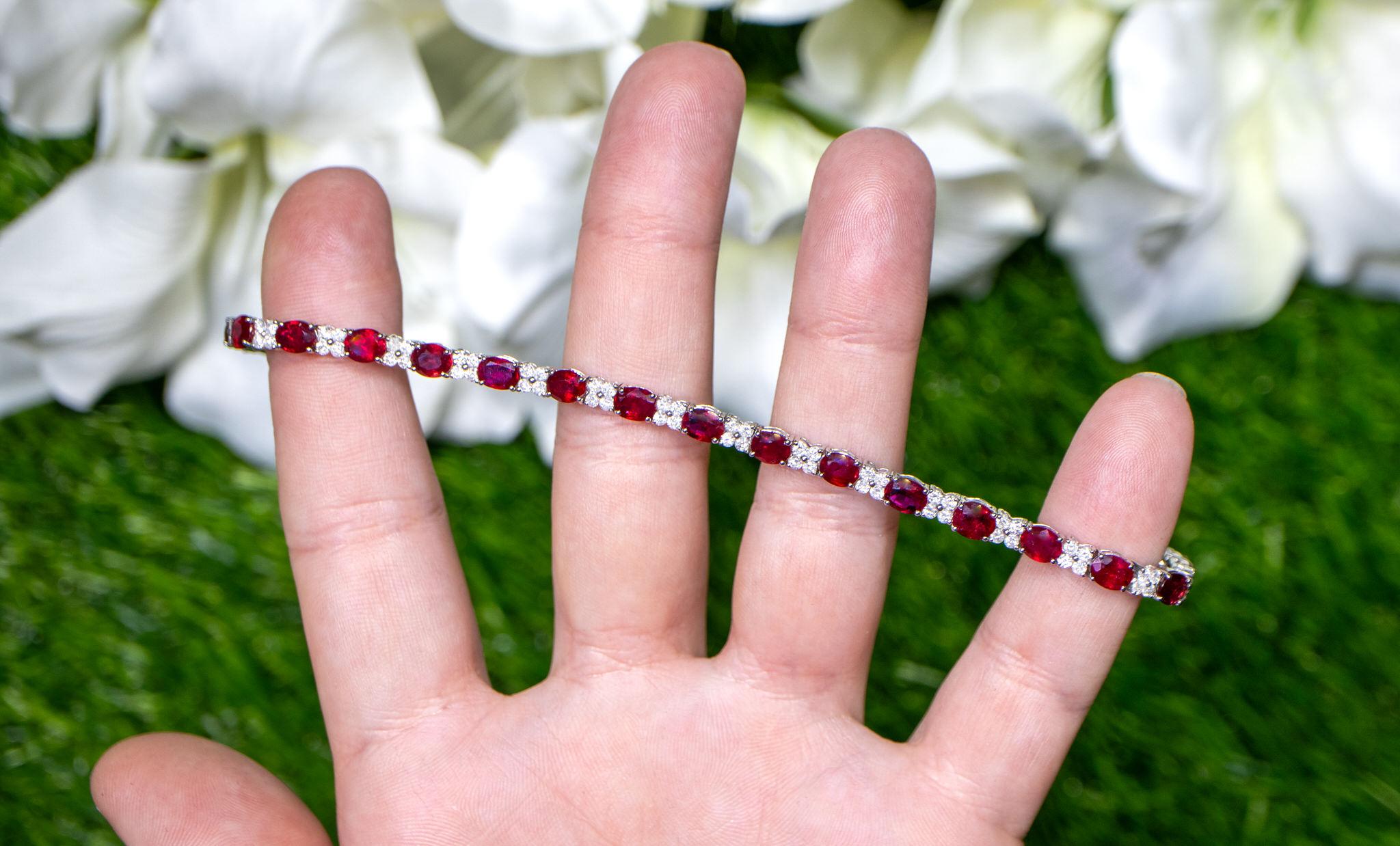 Modern Ruby Tennis Bracelet Diamond Links 10.3 Carats 18K White Gold For Sale