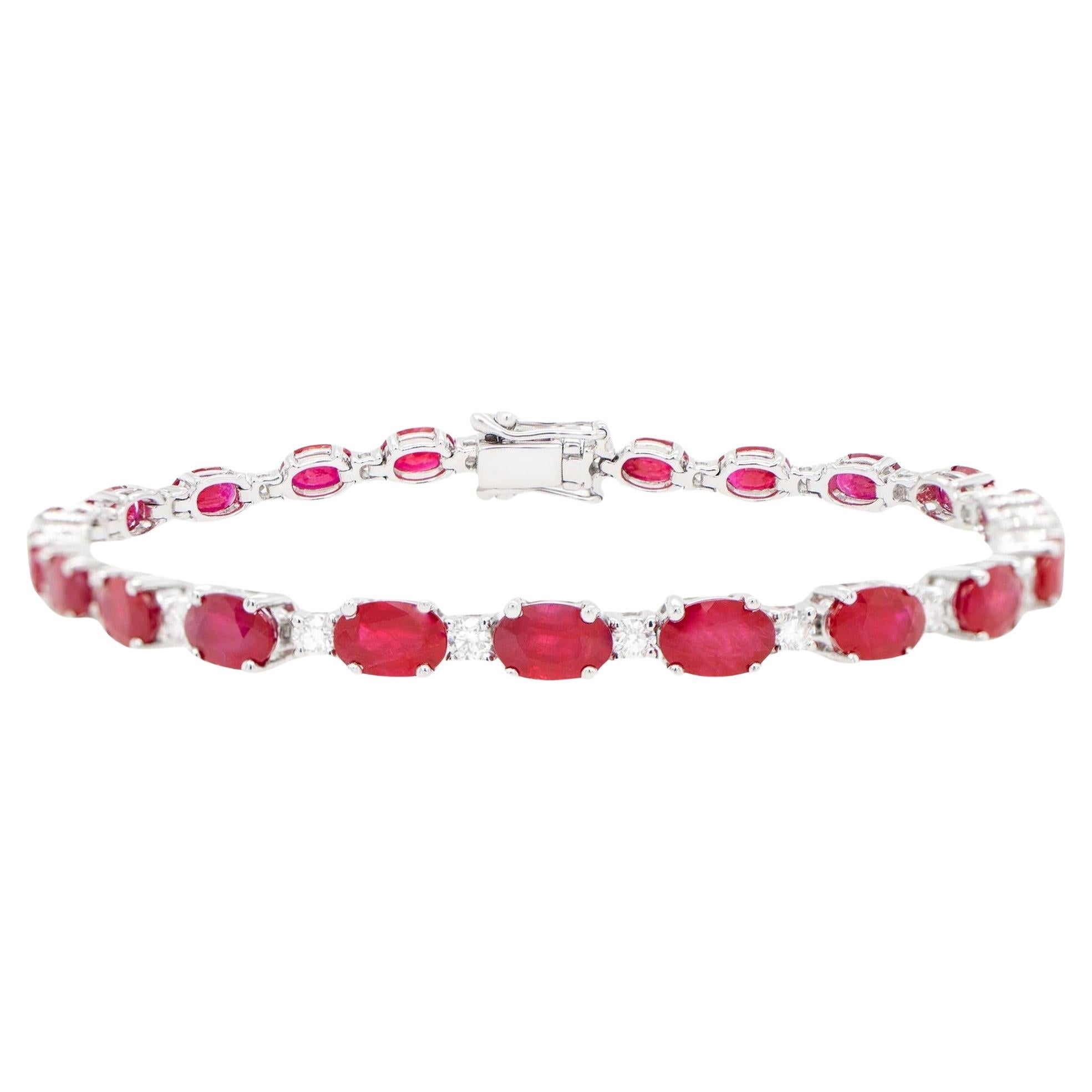 Bracciale tennis di rubini Maglie di diamanti 14,2 carati Oro bianco 18 carati