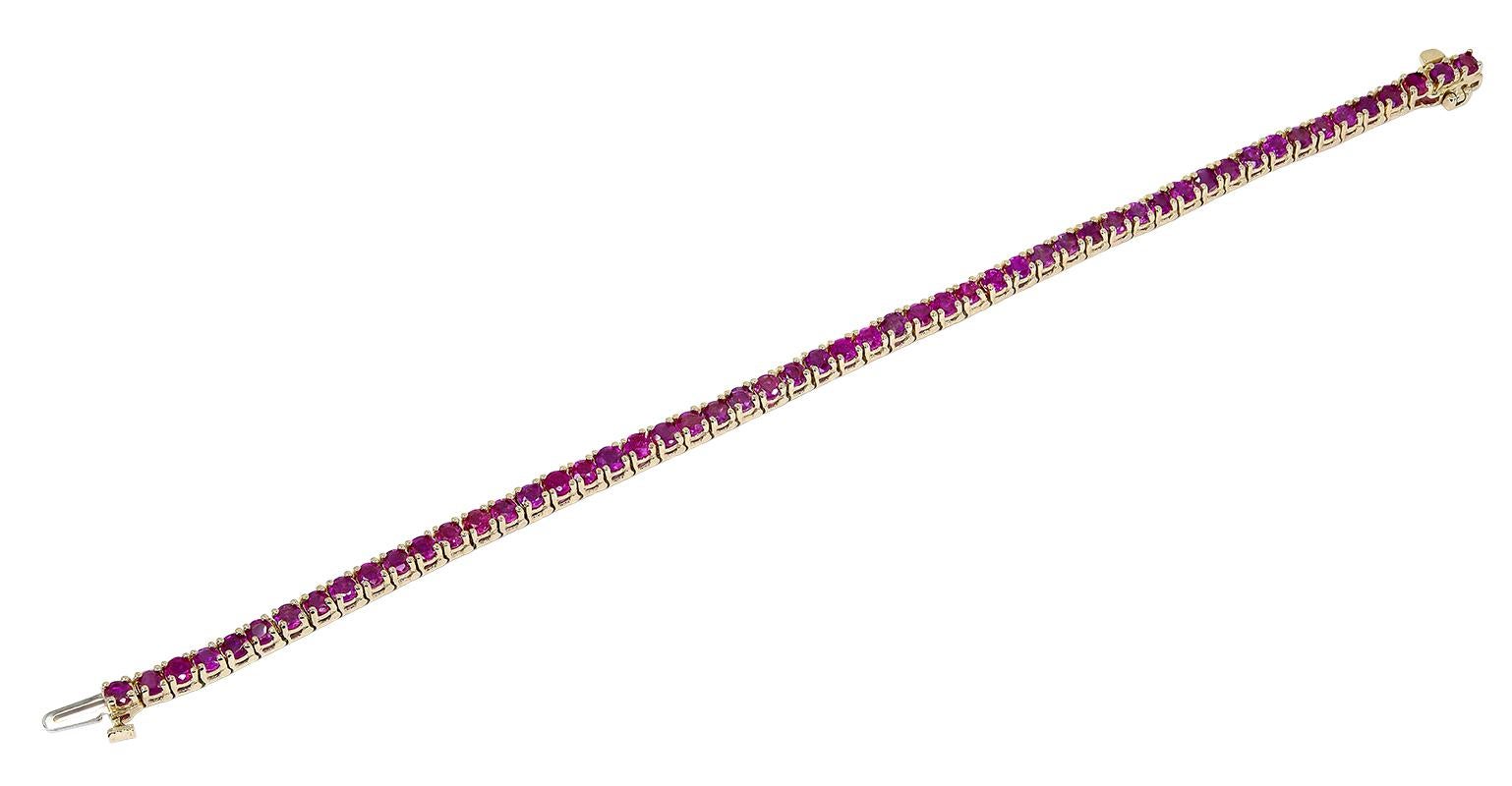 Bracelet tennis avec rubis naturel rond de 7,19 carats Neuf - En vente à New York, NY