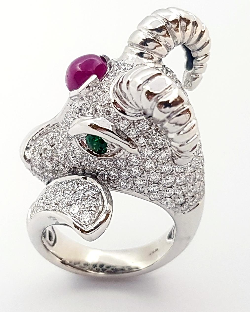 Anillo GOAT de oro blanco de 18 quilates con rubí, turmalina y diamantes en venta 7