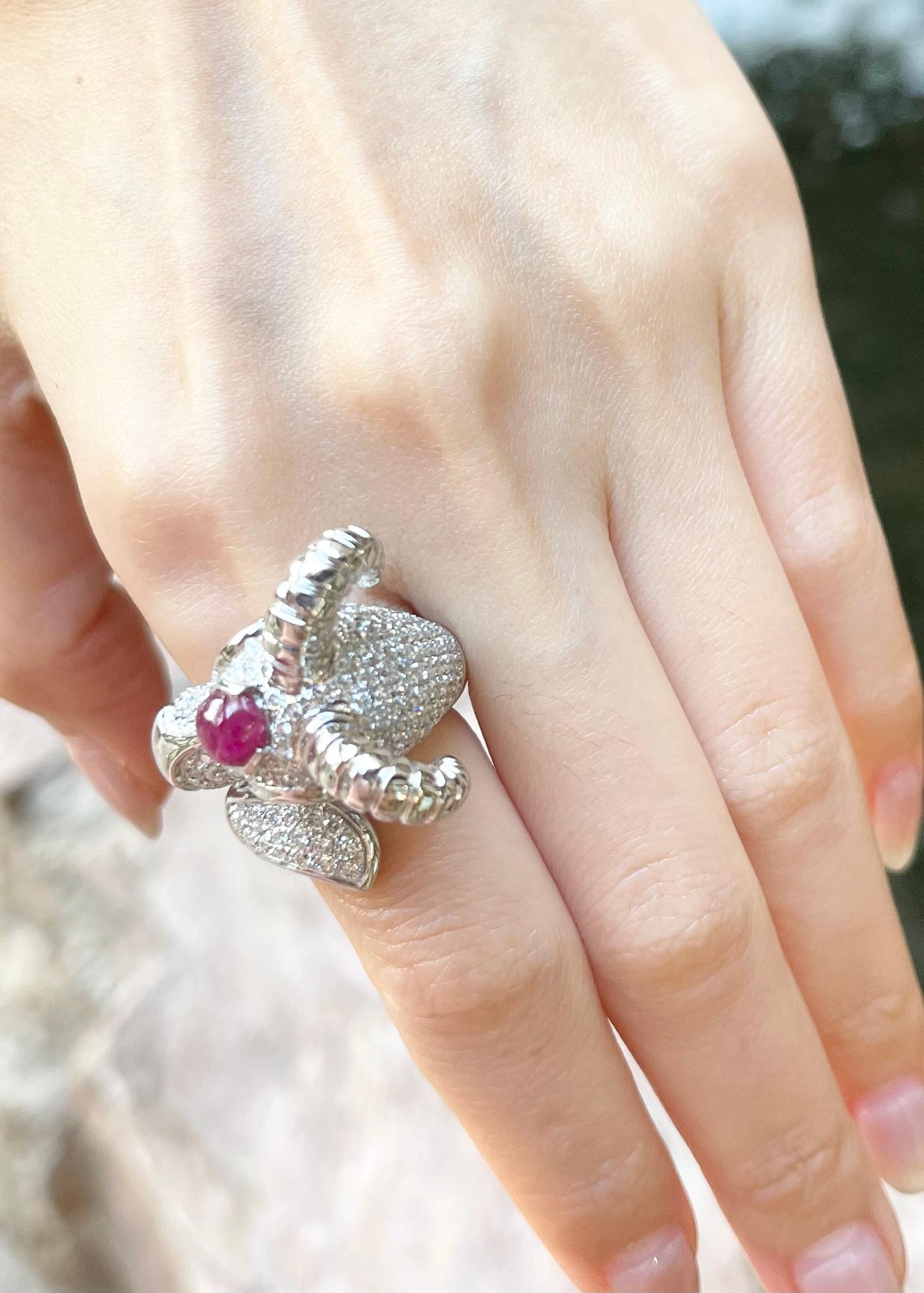 Anillo GOAT de oro blanco de 18 quilates con rubí, turmalina y diamantes en Nuevo estado para la venta en Bangkok, TH
