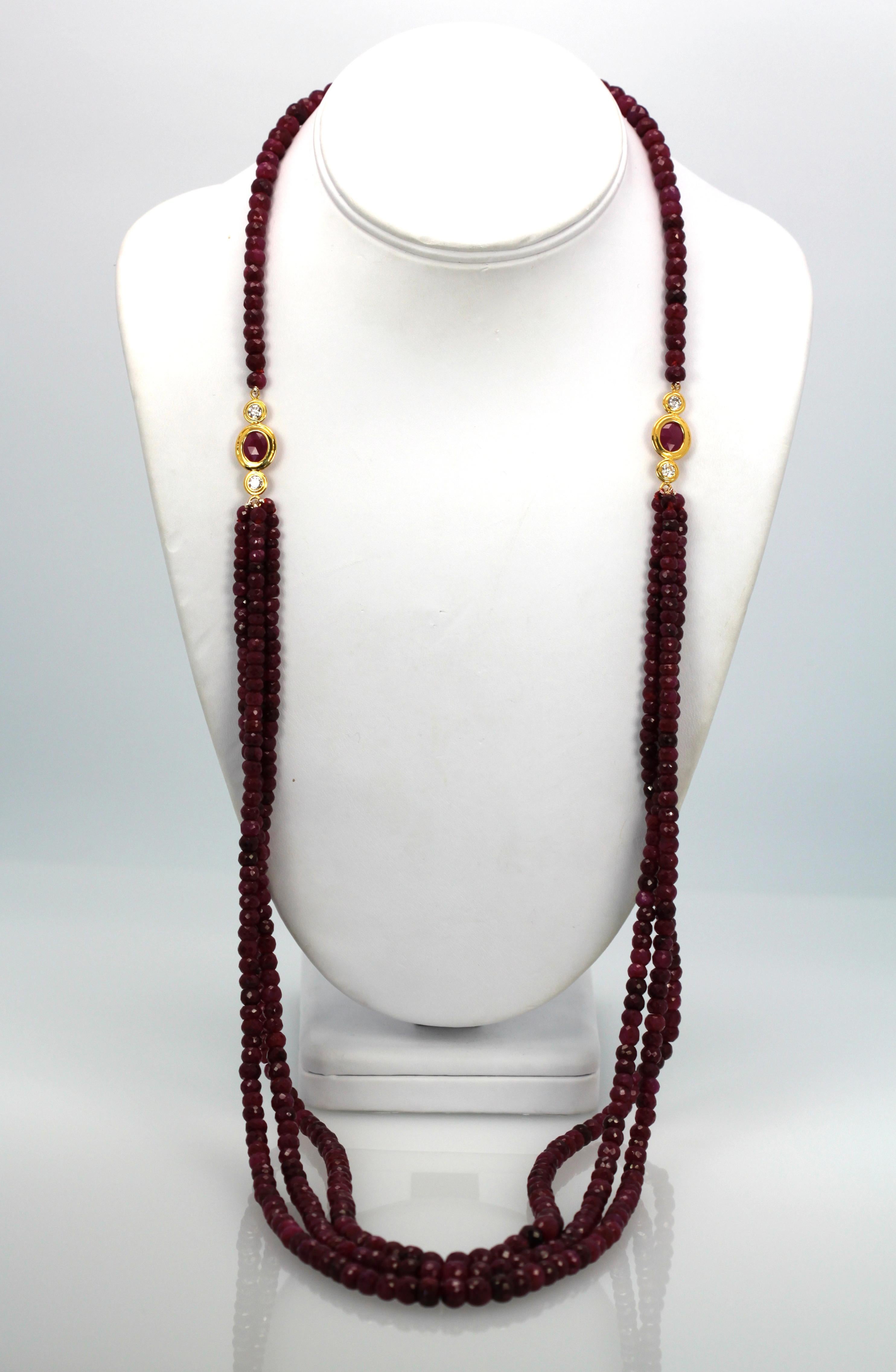 Ruby Triple Strand Bead Necklace with Faceted Ruby and Diamond Stations 18k For Sale 4