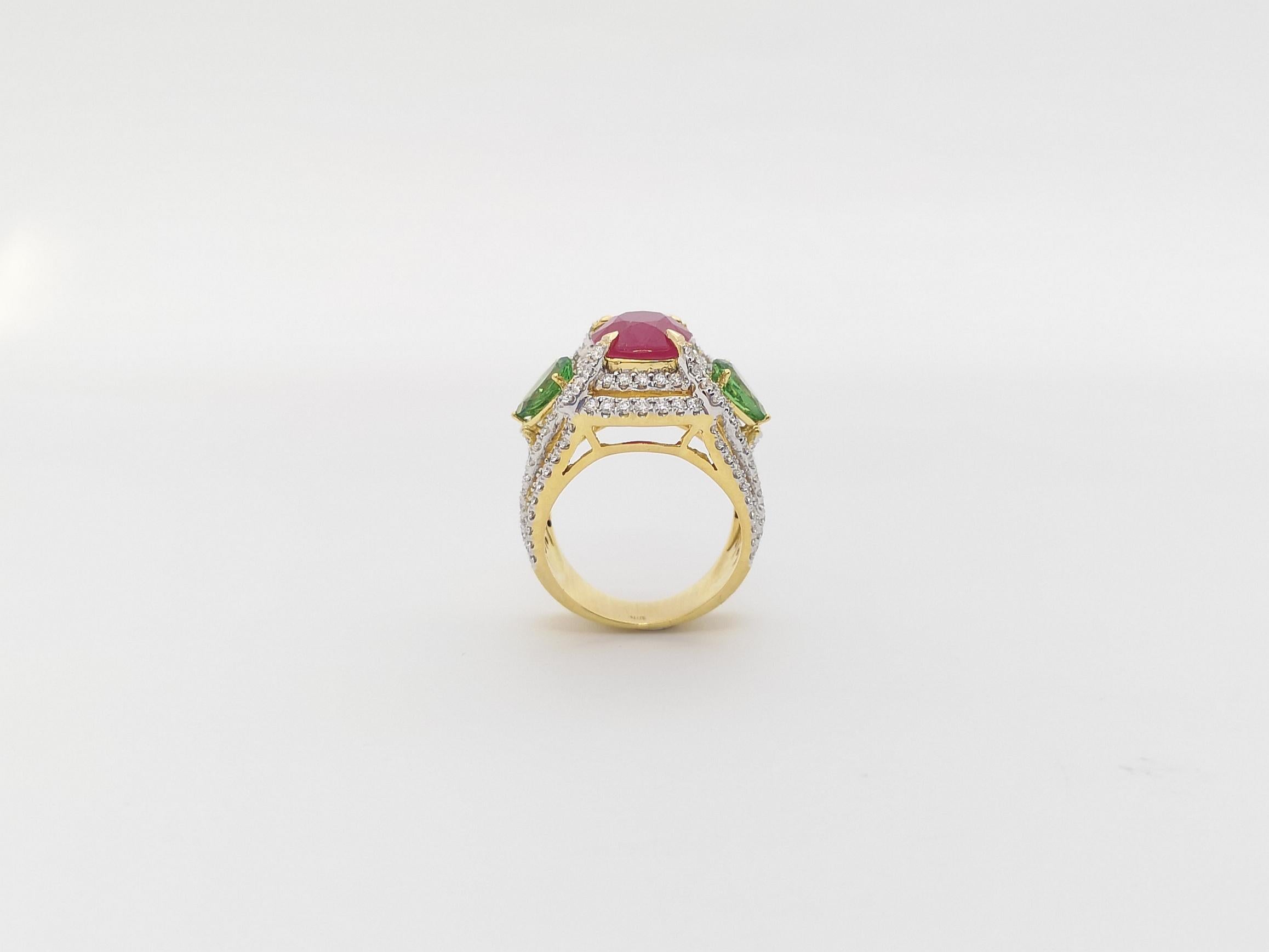 Ruby, Tsavorite and Diamond Ring Set in 18k Gold Settings For Sale 6