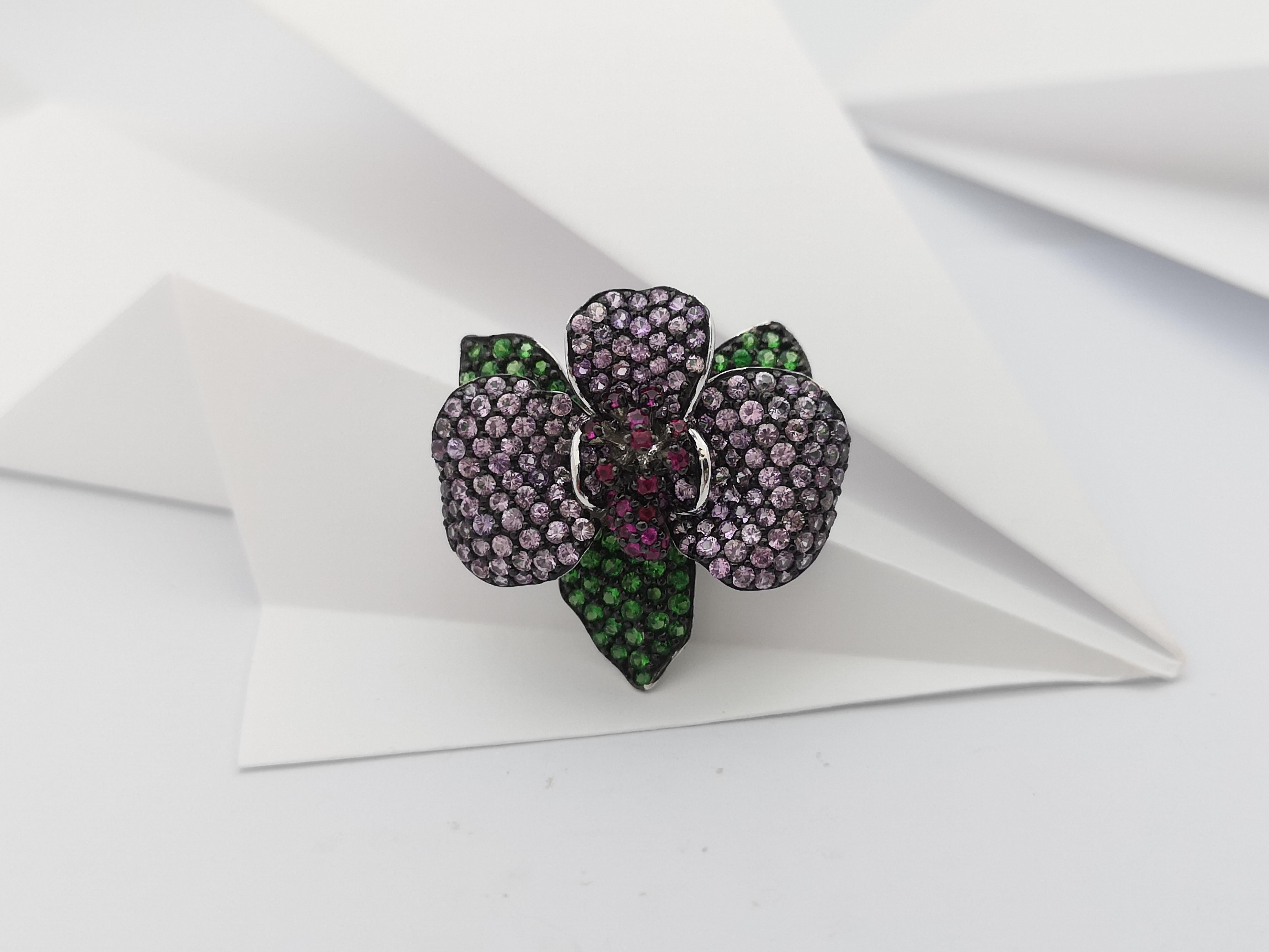 Ruby, Tsavorite and Pink Sapphire Ring set in Silver Settings For Sale 10