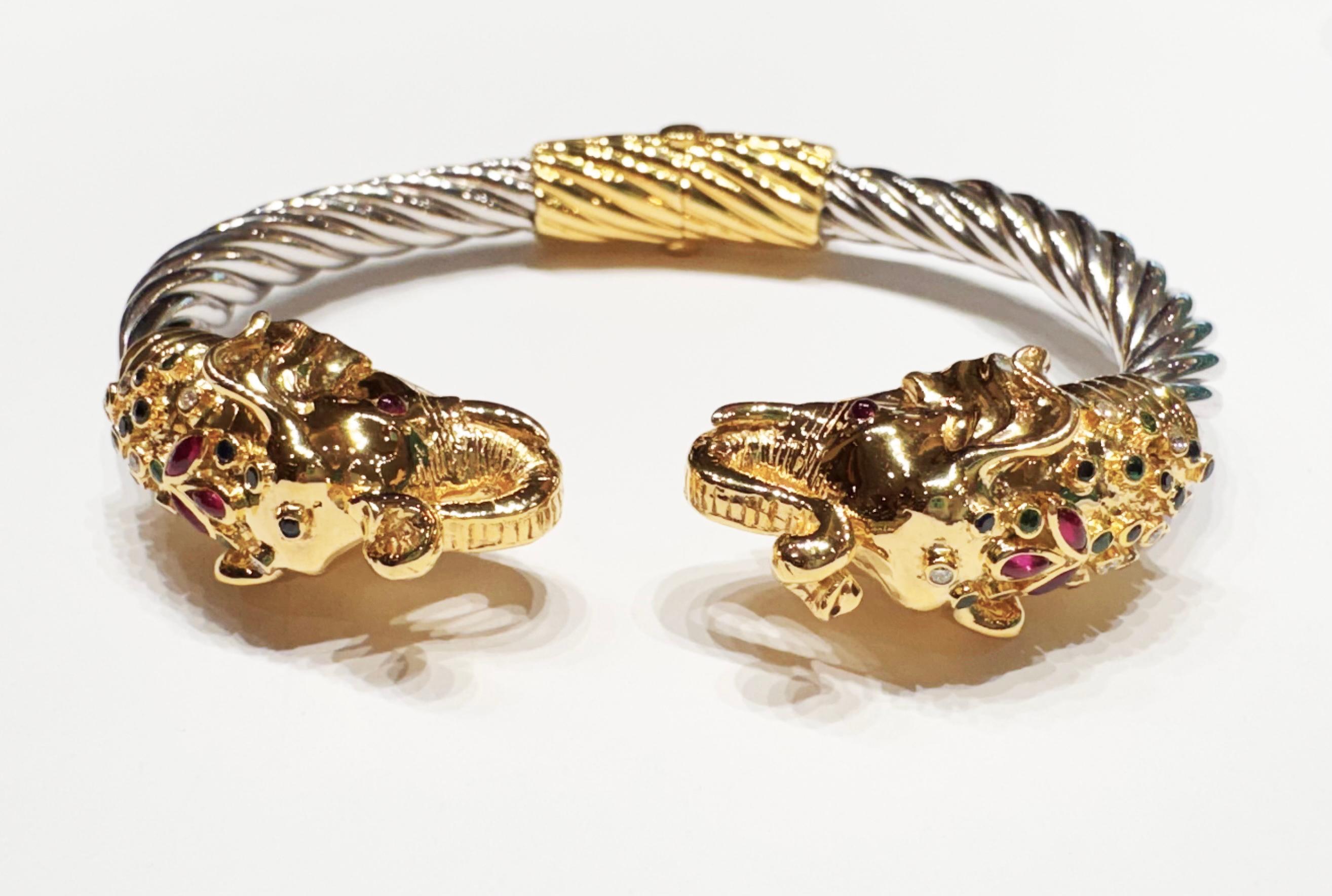 da uomo o donna Bracciale Elefante con Rubino, Tsavorite, Zaffiro e Diamante in Argento 925 e Oro 18K in vendita