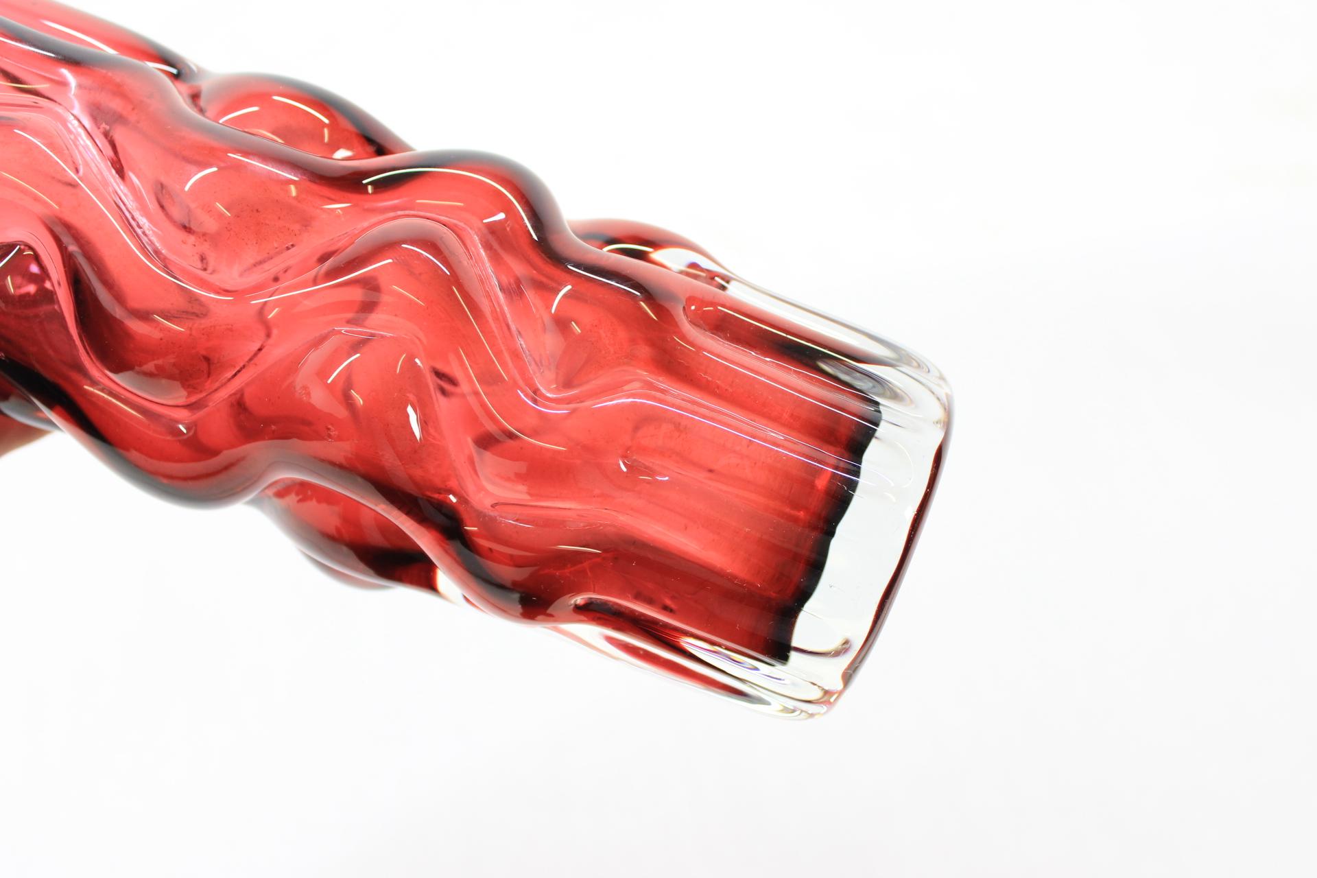 Ruby Vase Crystalex by Pavel Hlava, 1968s In Good Condition For Sale In Praha, CZ