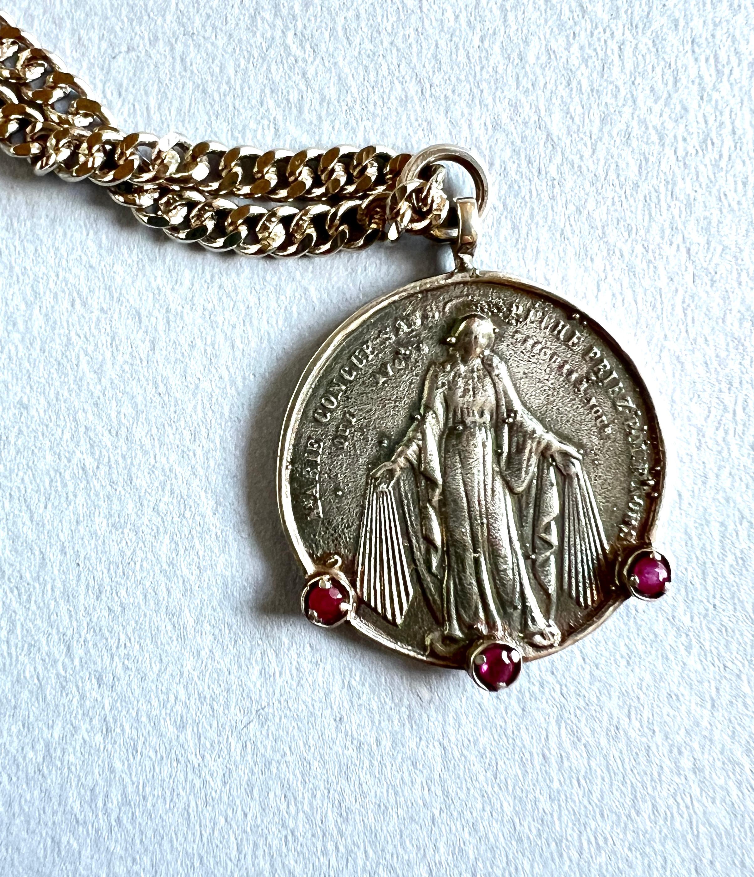 Virgin Mary Medal Chain Necklace Ruby In New Condition For Sale In Los Angeles, CA