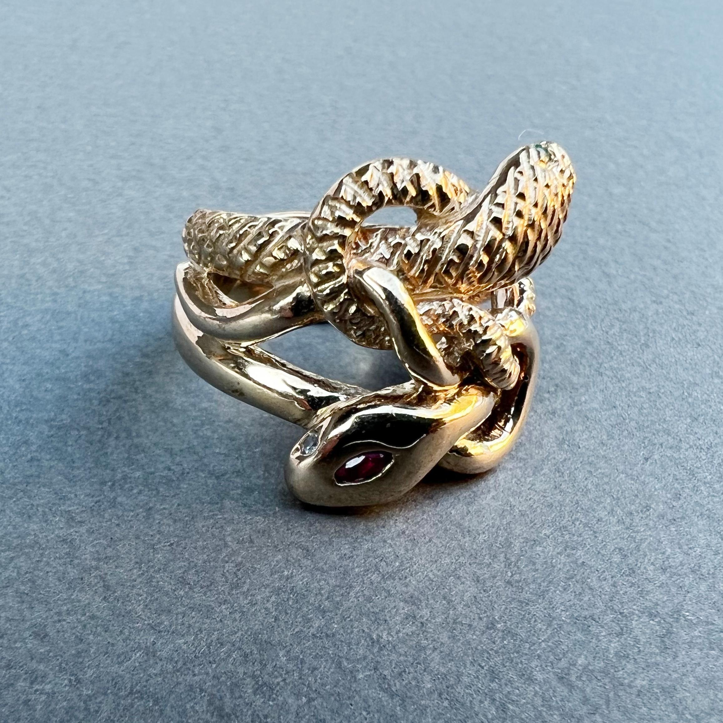 Anello a forma di serpente con diamante bianco e rubino in oro 14k in vendita 6
