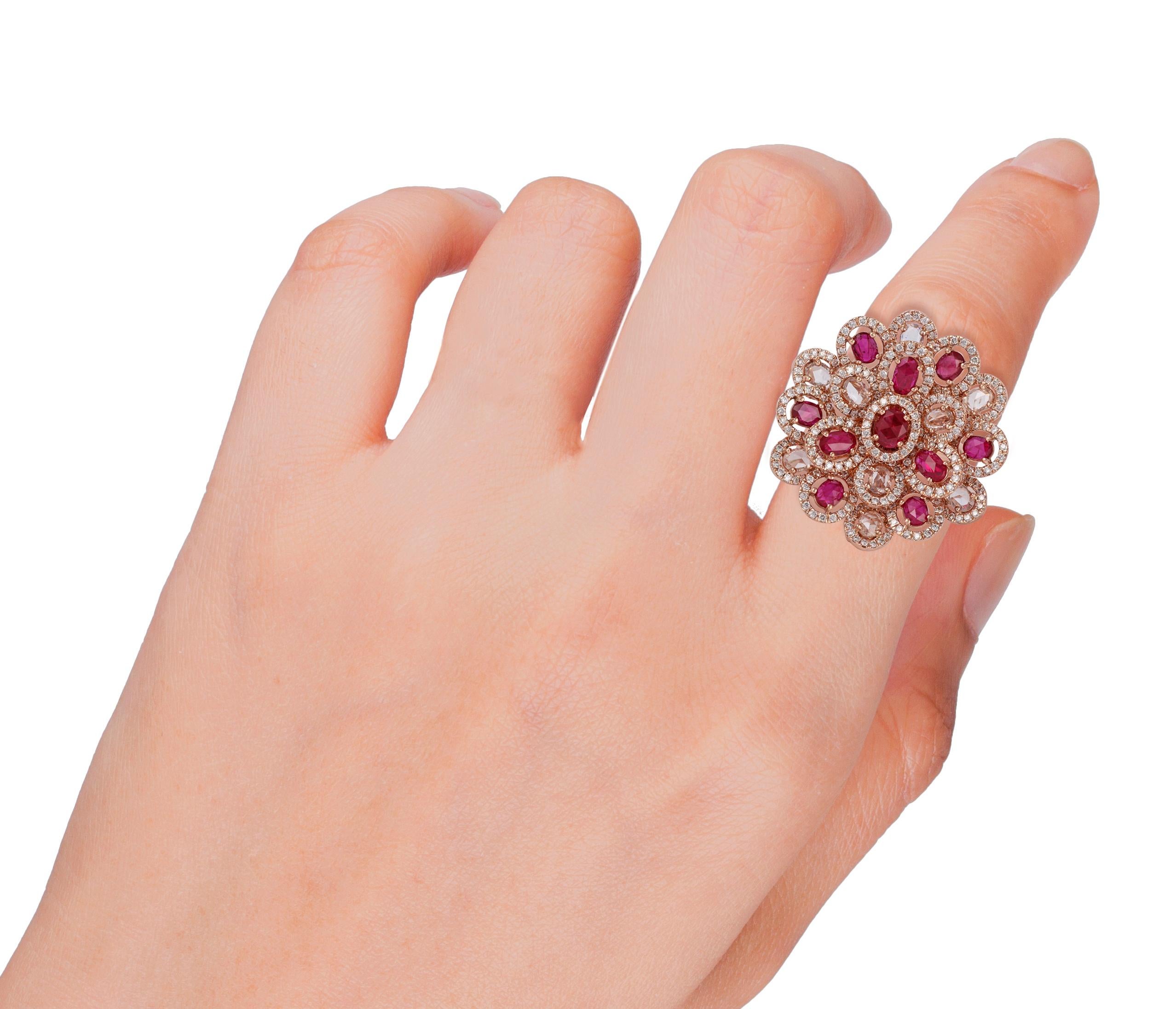 Ruby White Sapphire & Diamond Ring Studded in 18k Rose Gold In New Condition In Jaipur, Rajasthan