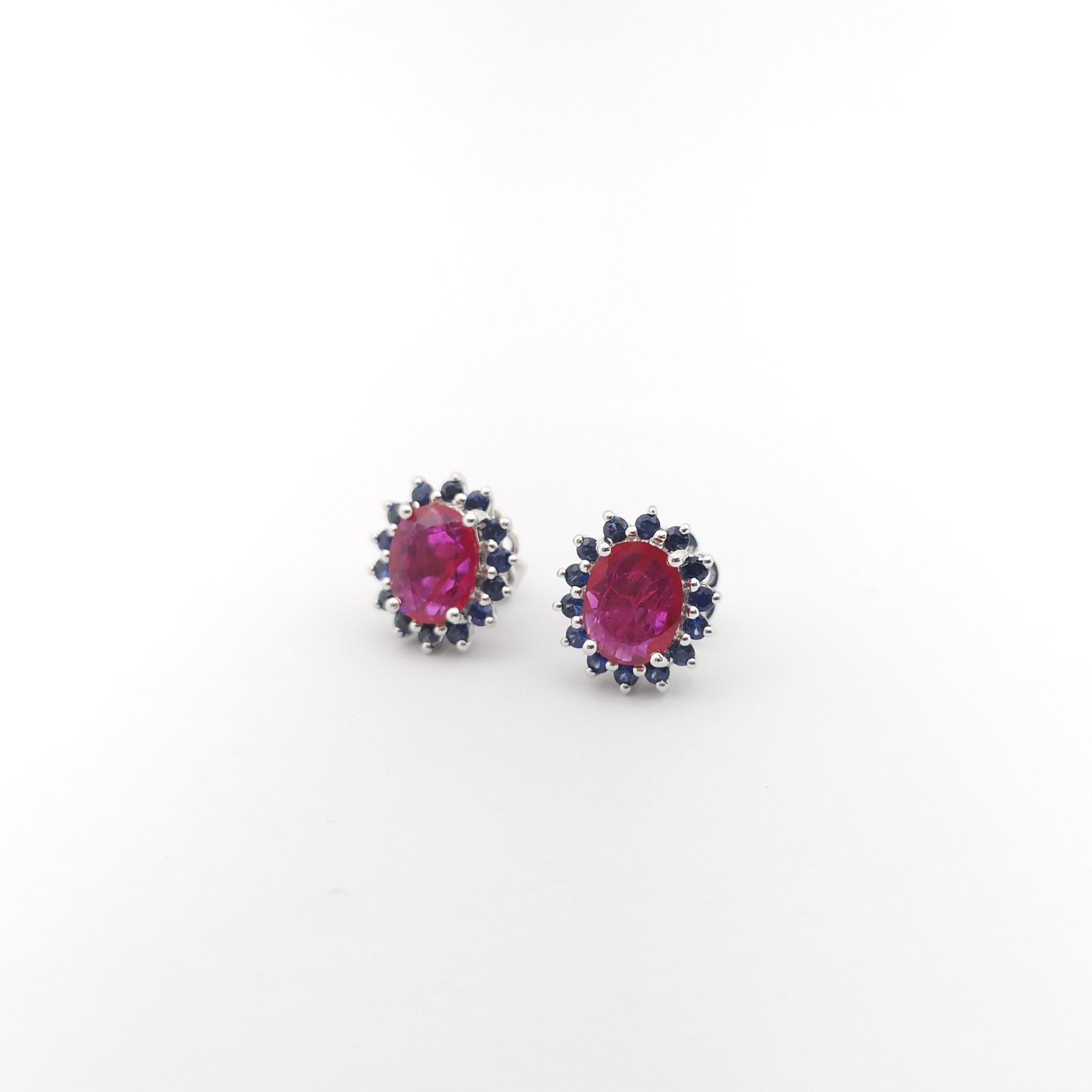 Ruby with Blue Sapphire Earrings set in 14K White Gold Settings In New Condition For Sale In Bangkok, TH