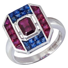 Kavant & Sharart Bague en or blanc 18 carats avec rubis et saphir bleu