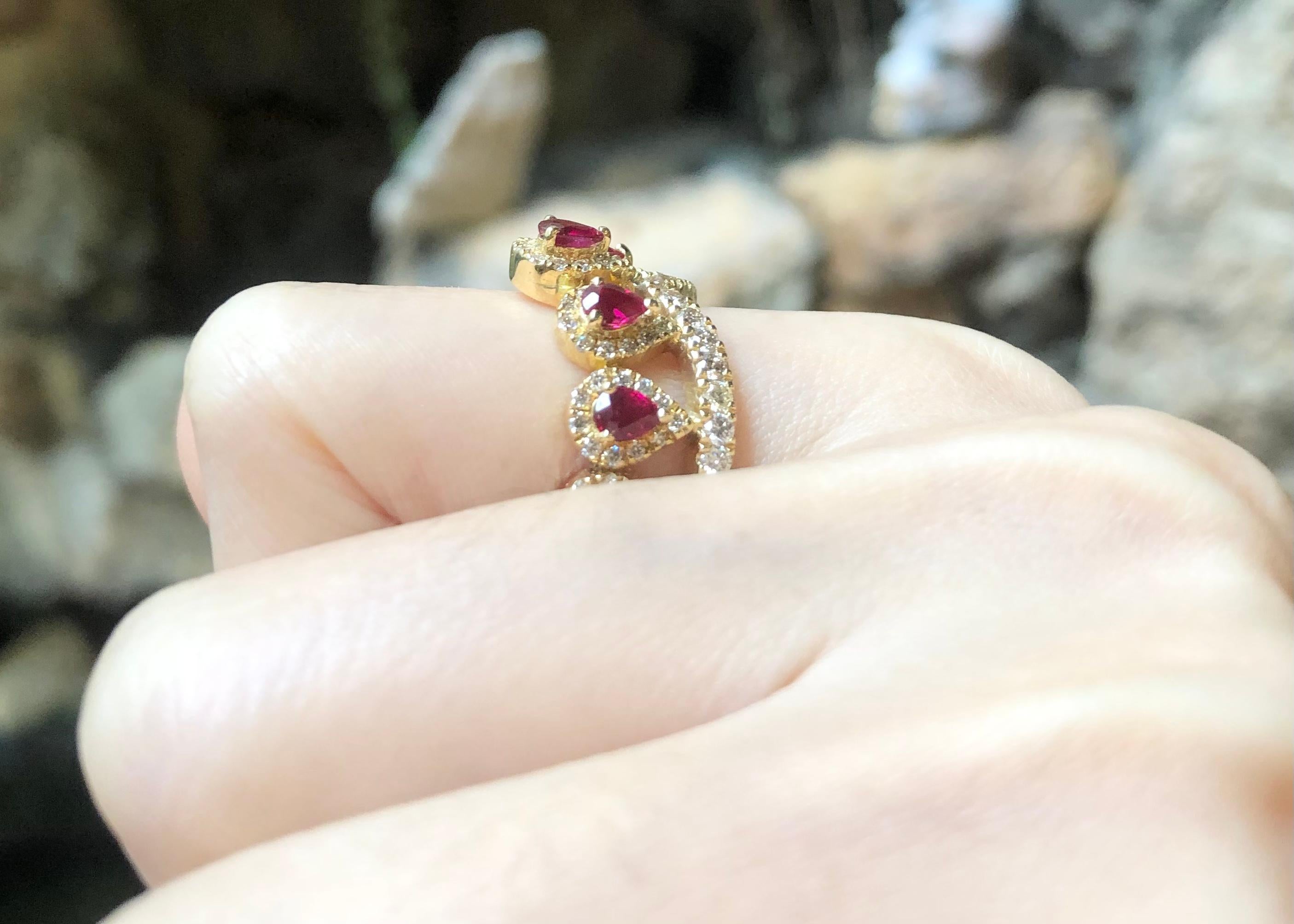 Ruby with Brown Diamond Crown Ring set in 18K Gold Settings In New Condition For Sale In Bangkok, TH