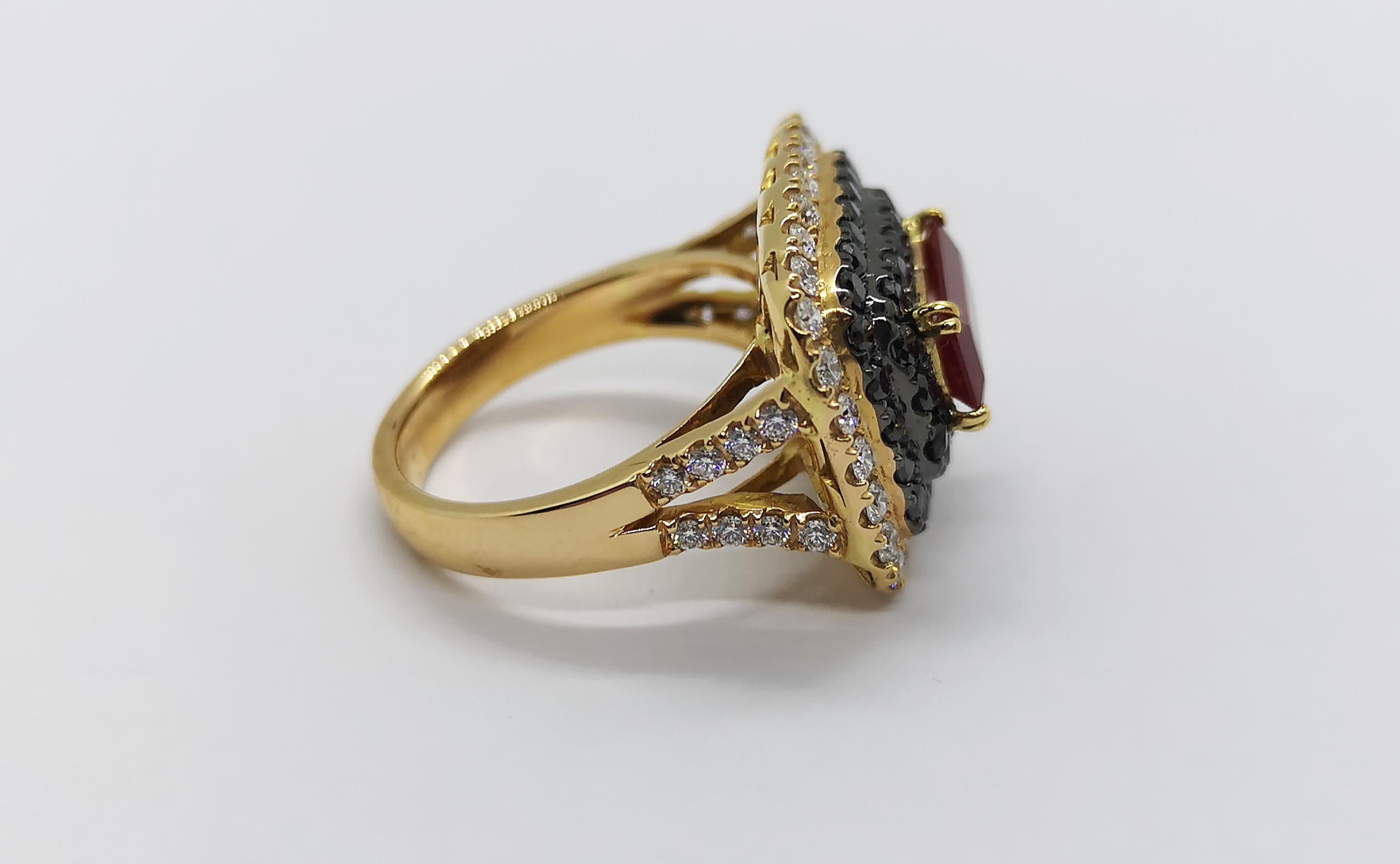 Bague en or rose 18 carats sertie d'un rubis, d'un diamant et d'un diamant noir Pour femmes en vente