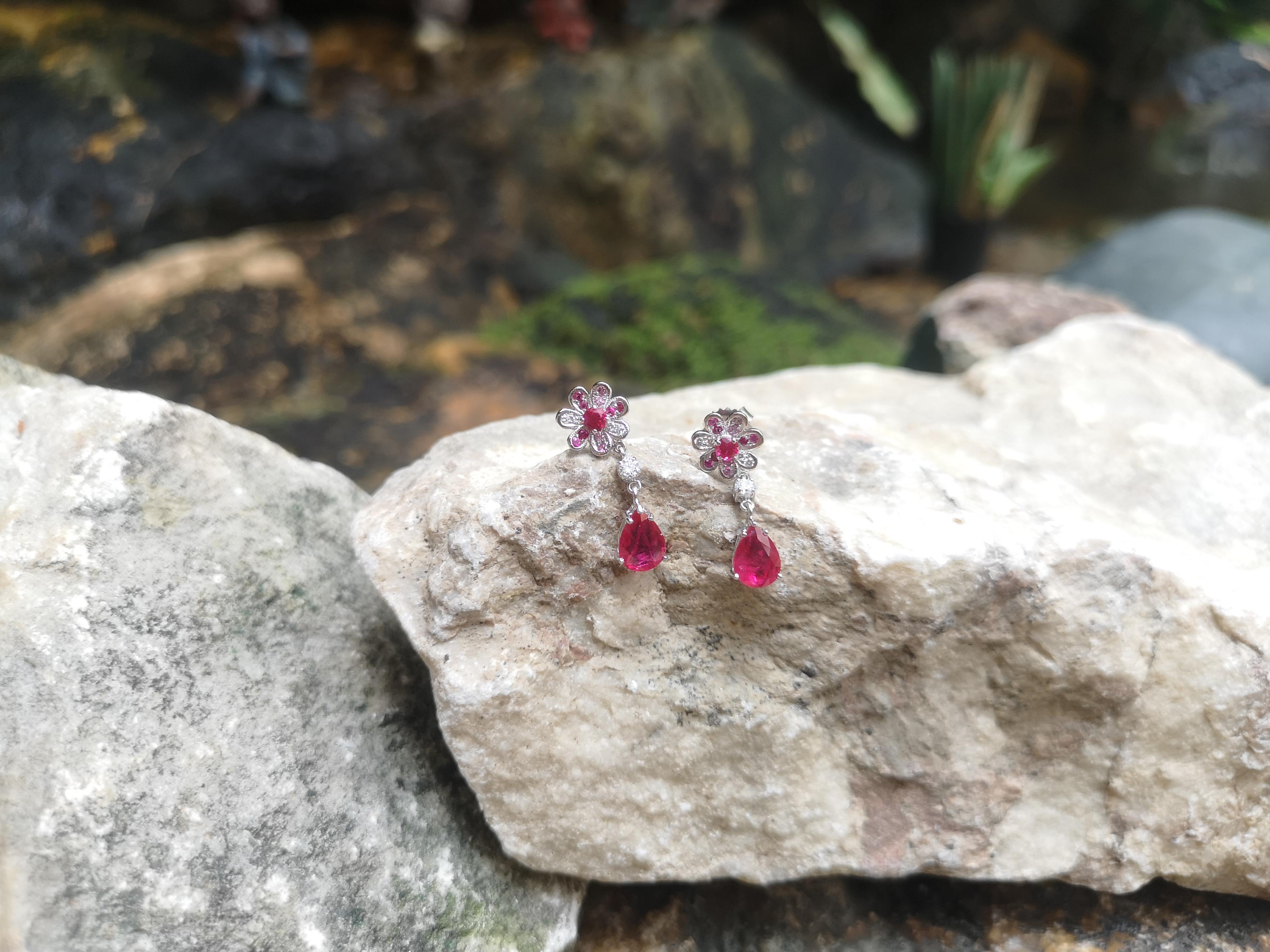 Ruby with Diamond and Pink Sapphire Flower Earrings Set in 18 Karat White Gold For Sale 1