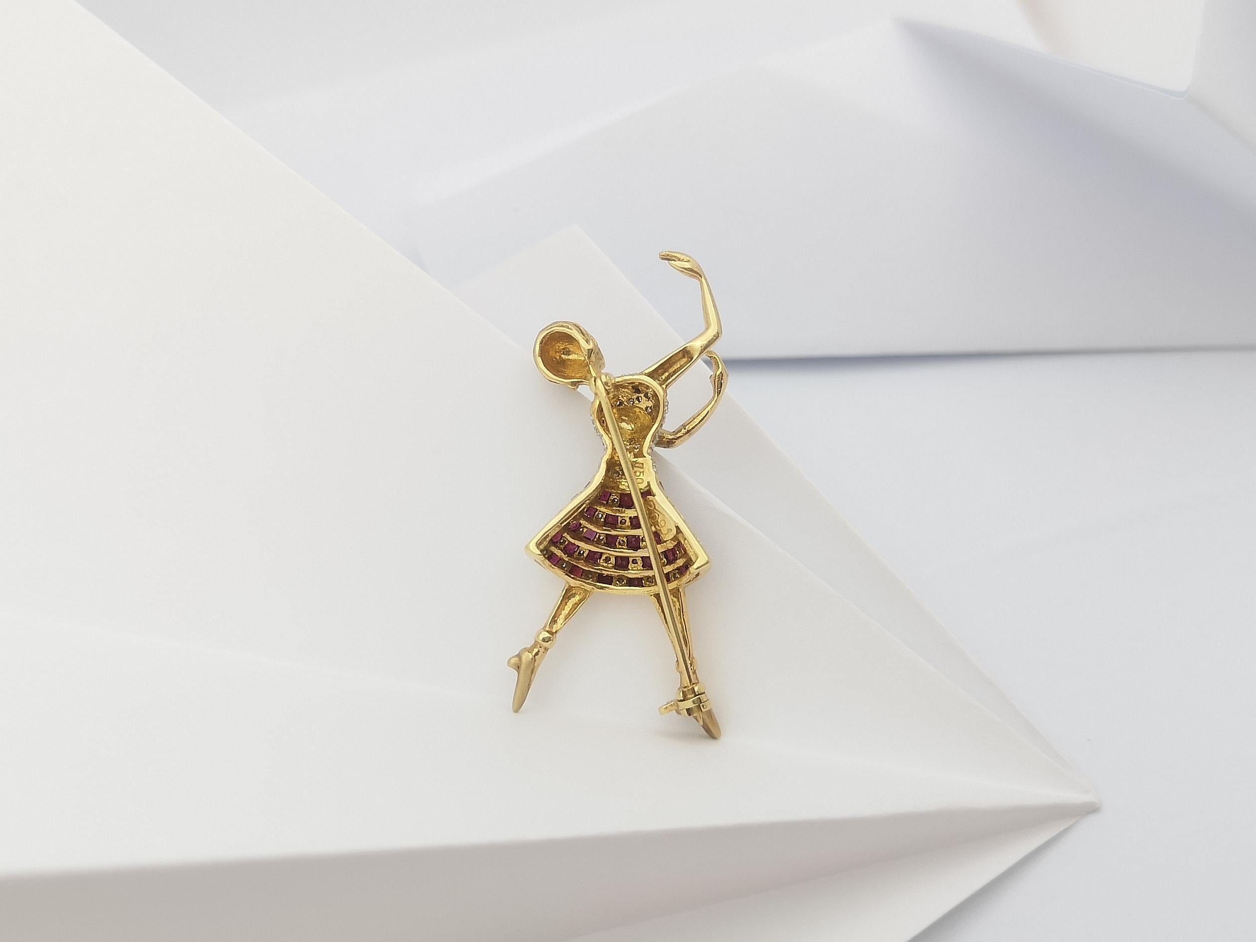 Donna Spilla Ballerina in rubino e diamanti con montatura in oro 18 carati in vendita