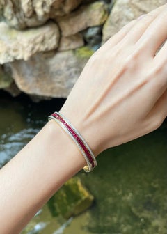 Bracciale con rubino e diamanti in oro 18 carati