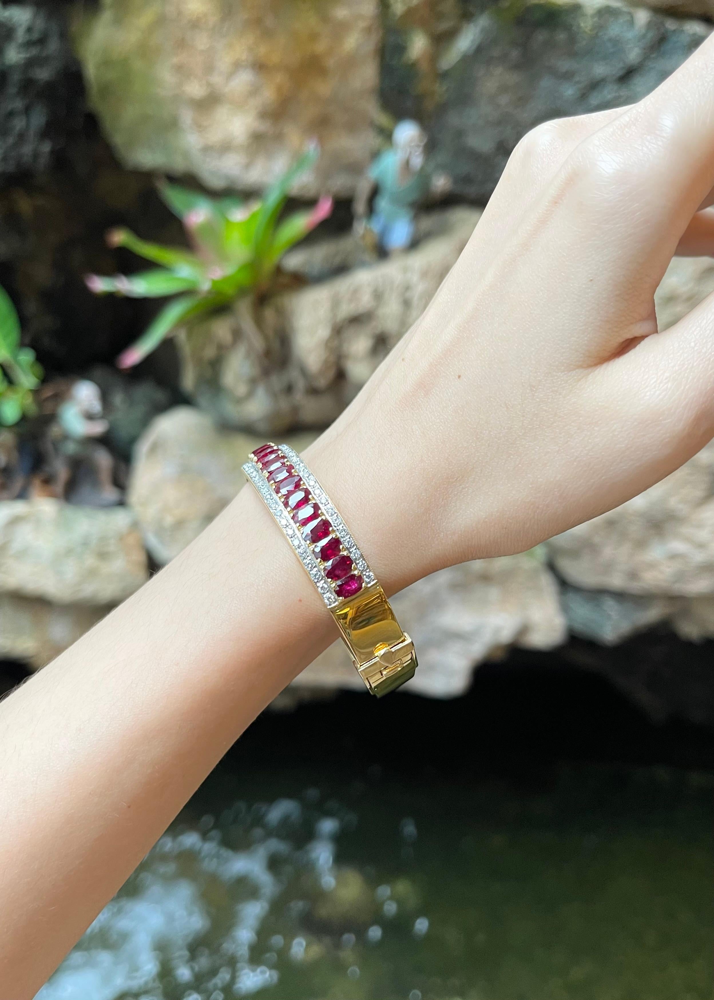 Contemporary Ruby with Diamond Bangle set in 18K Gold Settings For Sale