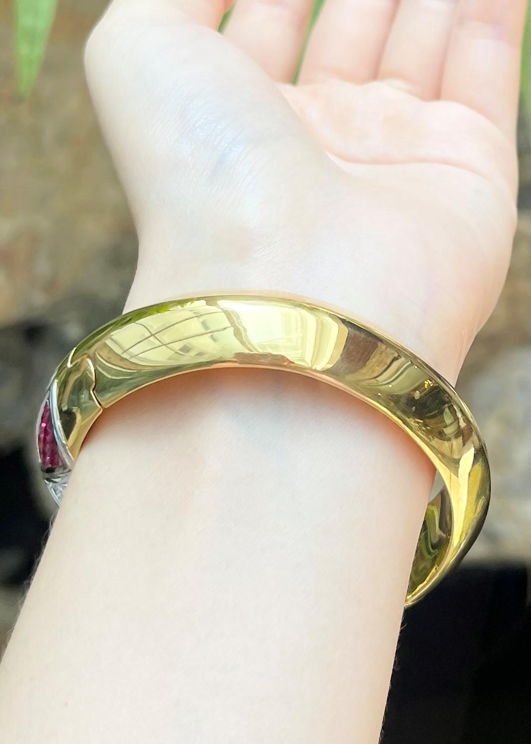 Brazalete de rubí con diamantes engastado en oro de 18 quilates Corte princesa en venta